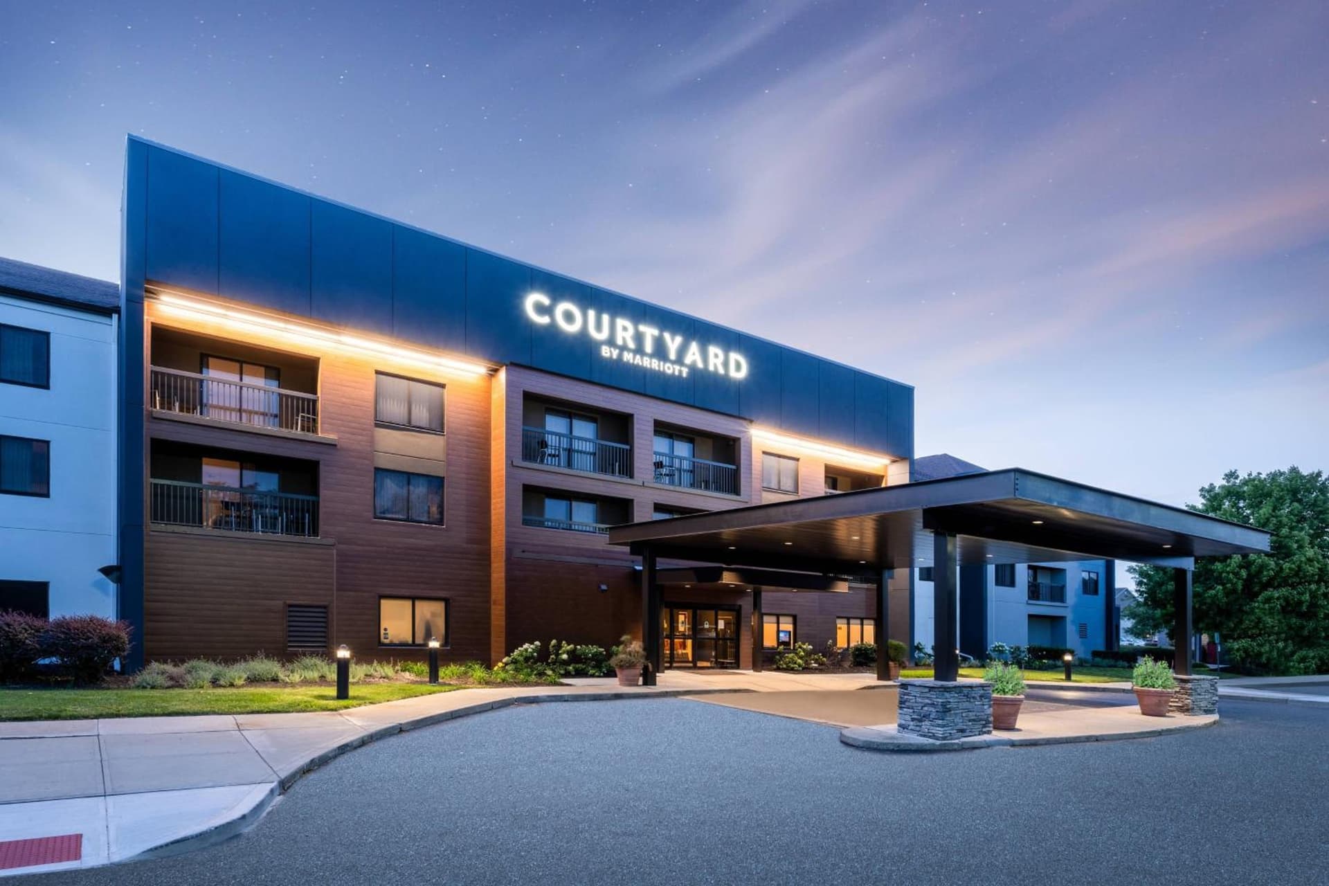 Courtyard Columbus Airport