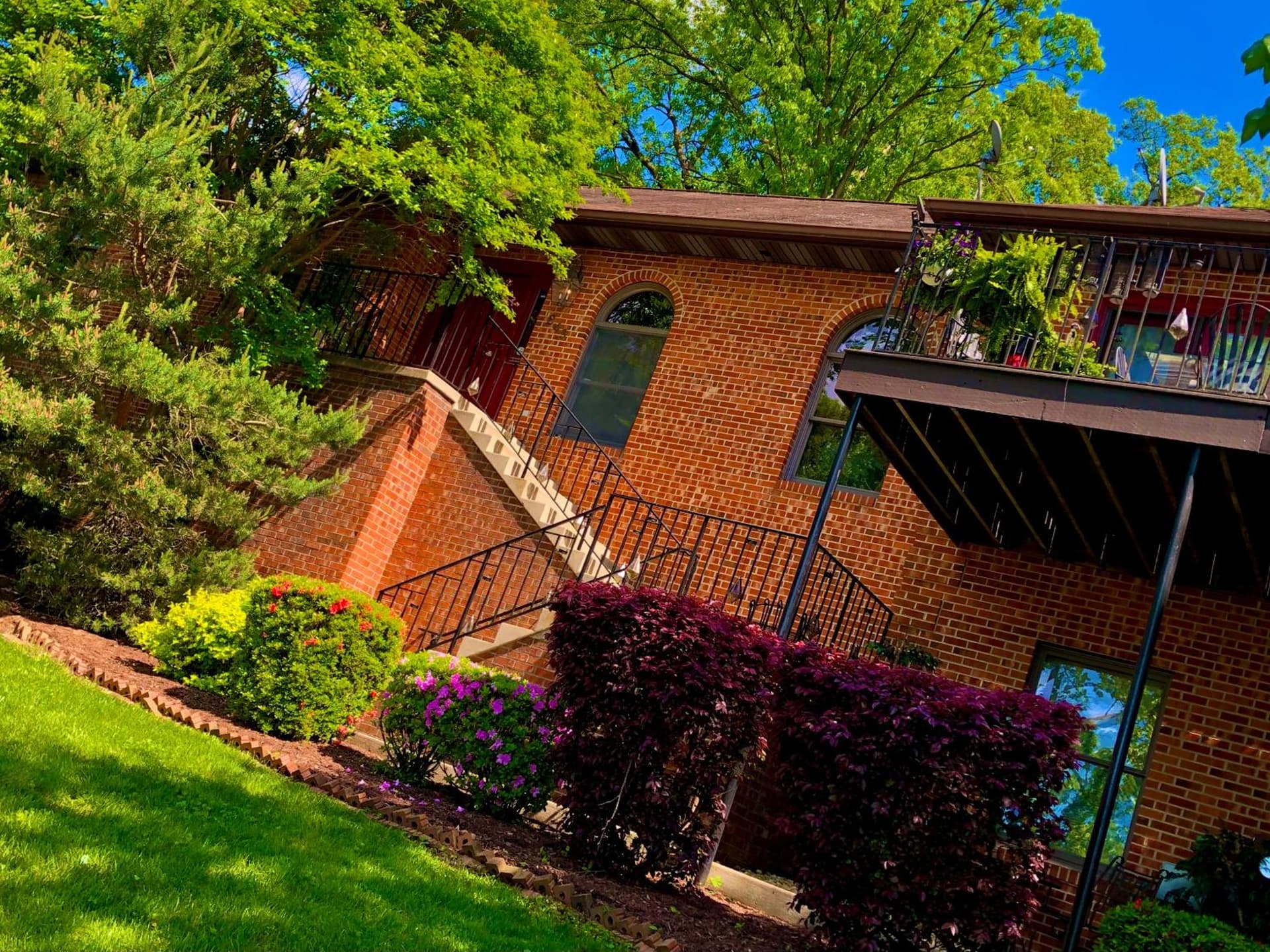 PRIVATE STAY BY MADLYGIVING - Boutique Bed & Breakfast At National Harbor - By HospiTalent Mariby Corpening