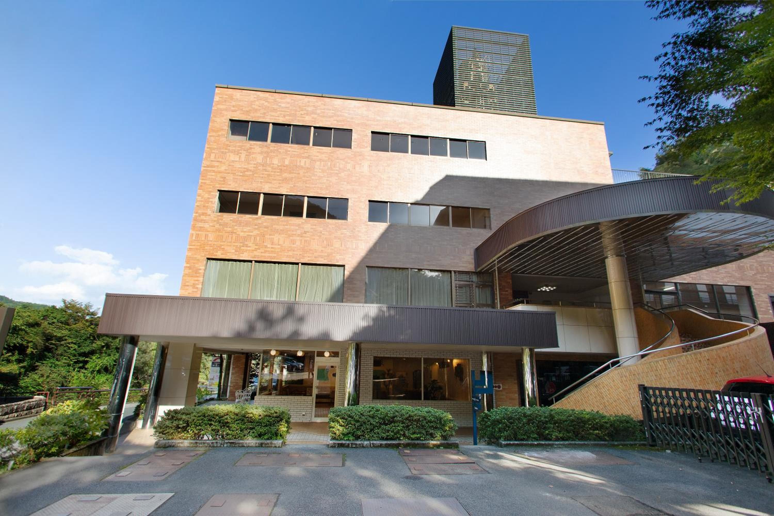 Senkei Plaza
