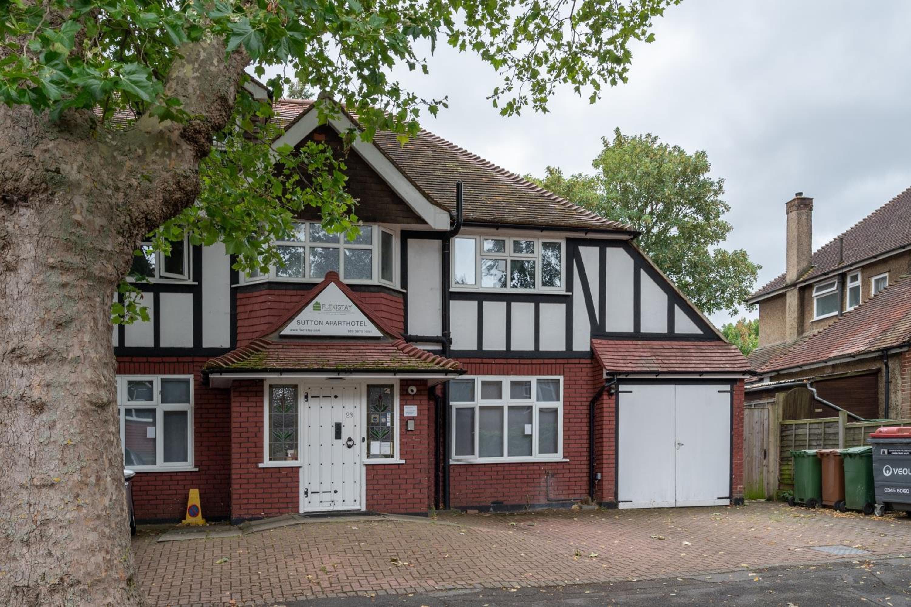 Flexistay Aparthotel Sutton