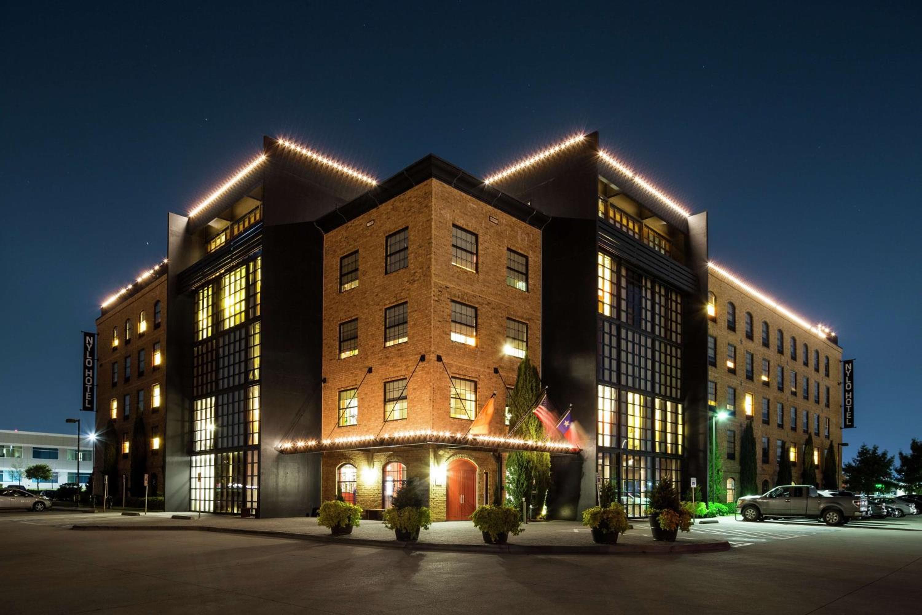 The Clara Hotel Plano, Tapestry Collection by Hilton