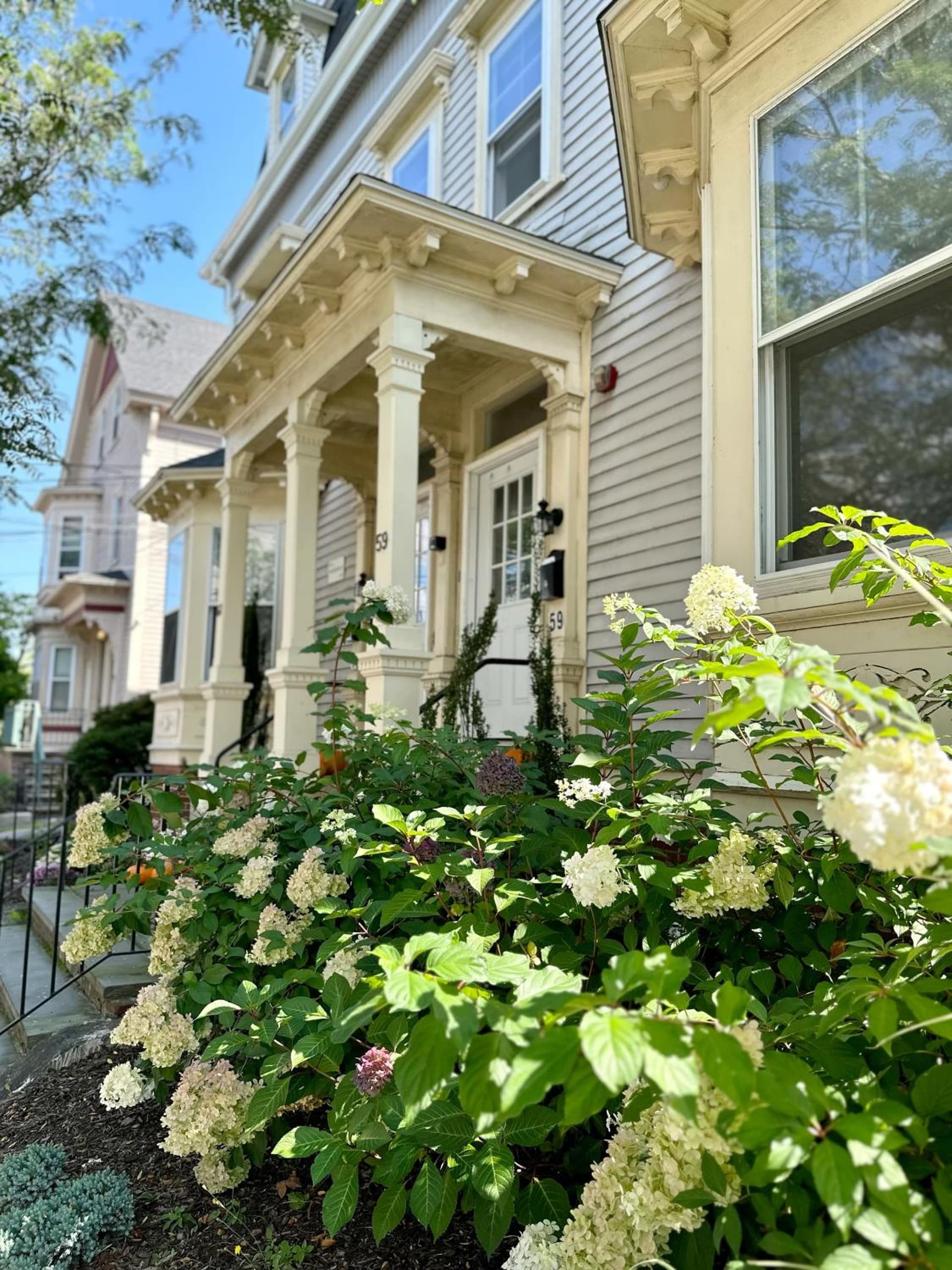 2 Bedroom Apt Walk to BROWN&RISD