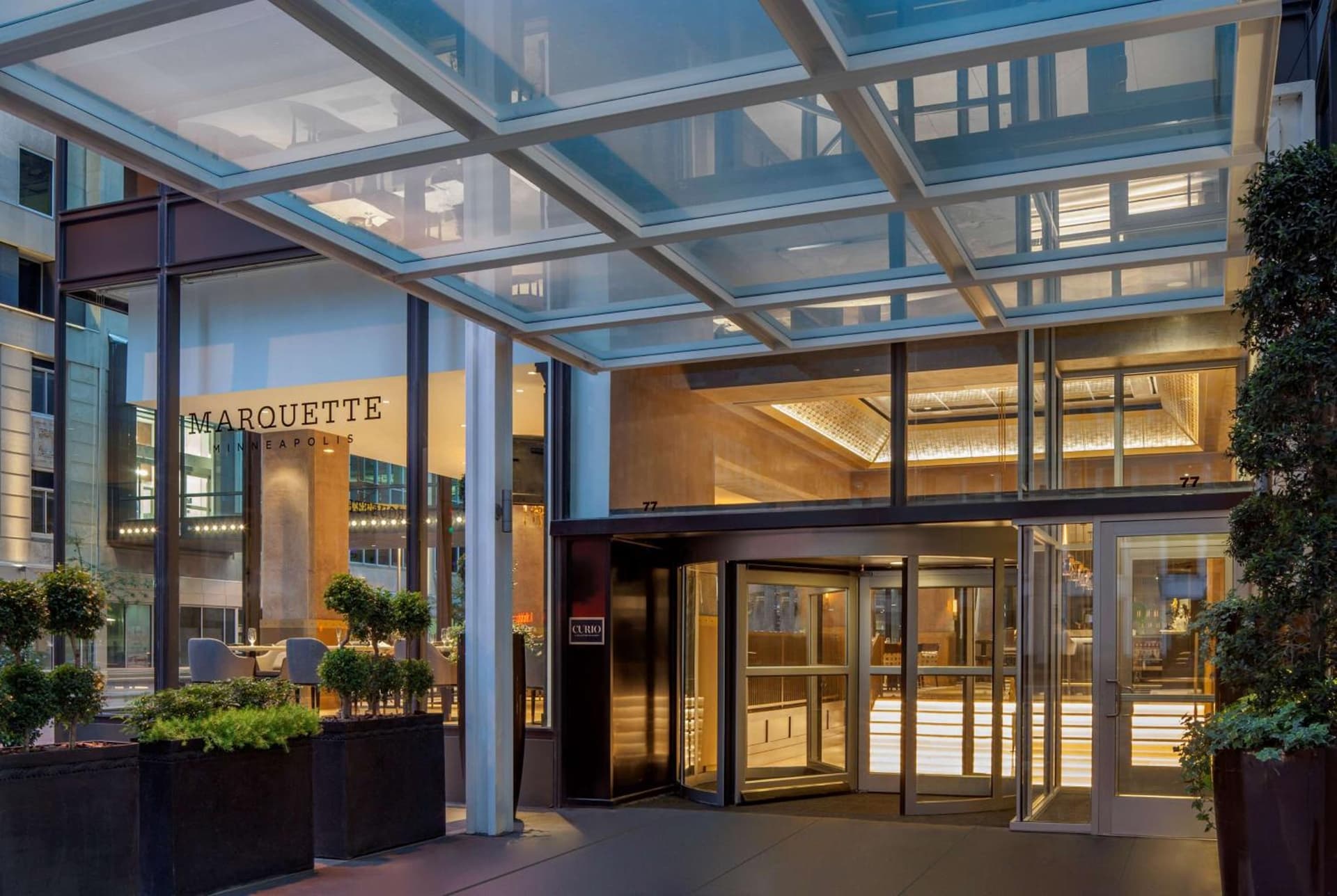 The Marquette Hotel, Curio Collection by Hilton