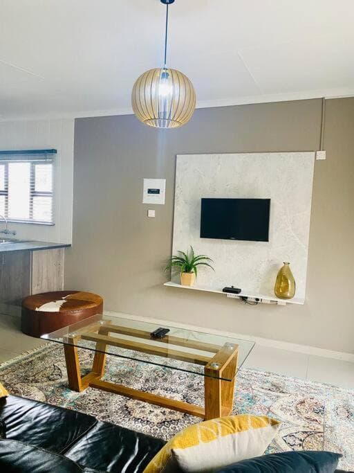 Candlewood Apartment 8