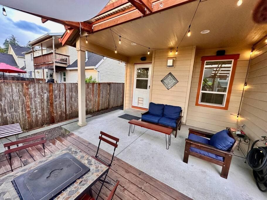 Perfect retreat in Oregon City!