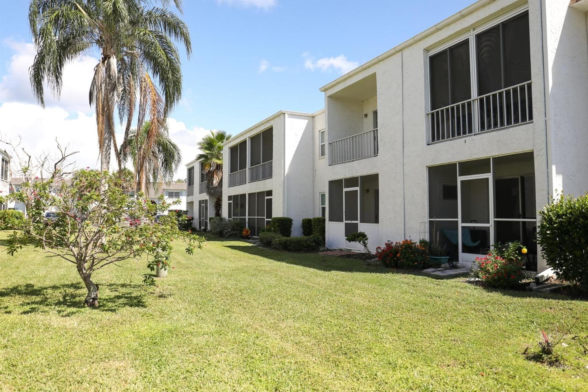 Tradewinds Retreat - Pool, 15 min to Clearwater Beach