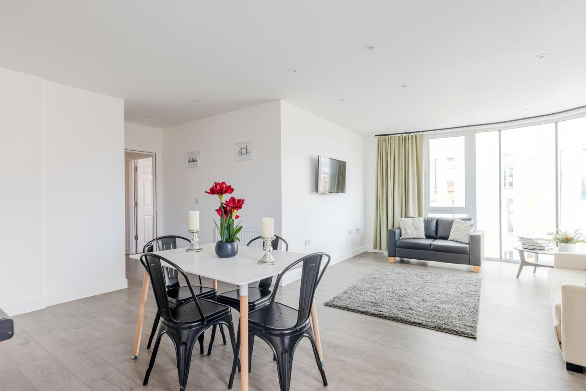 Boutique Vertigo Apartment Central Kingston/London
