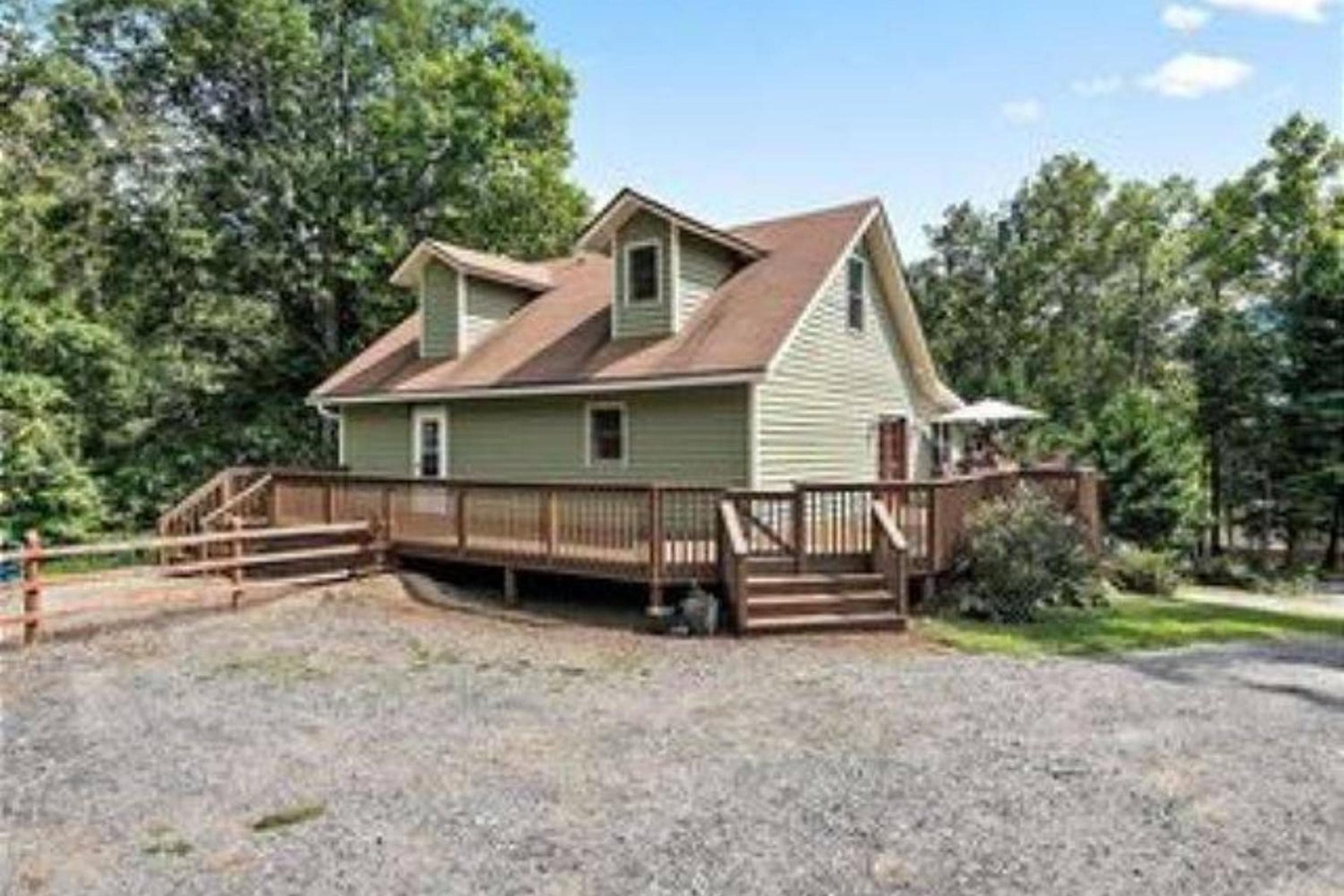 Hickory Nut Hideaway by AvantStay Mountain Views