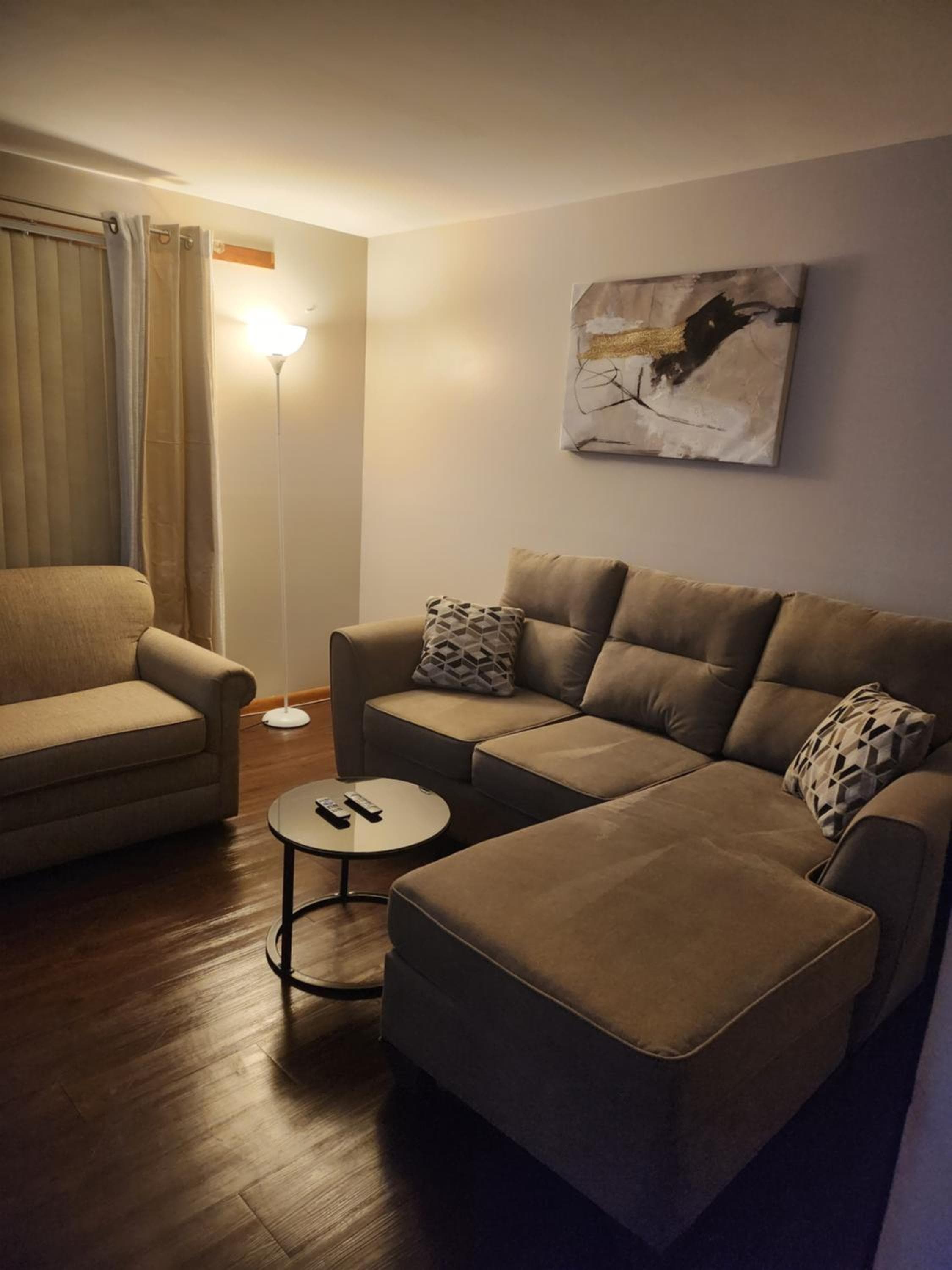 private upper 1 bd apartment
