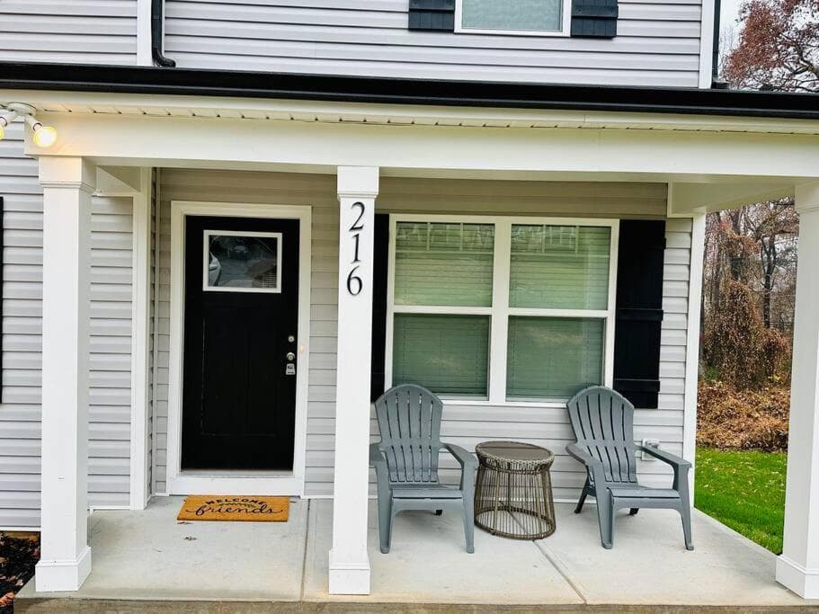 SHARED HOUSE Bedroom for rent SEPARATELY Brand NEW Home!
