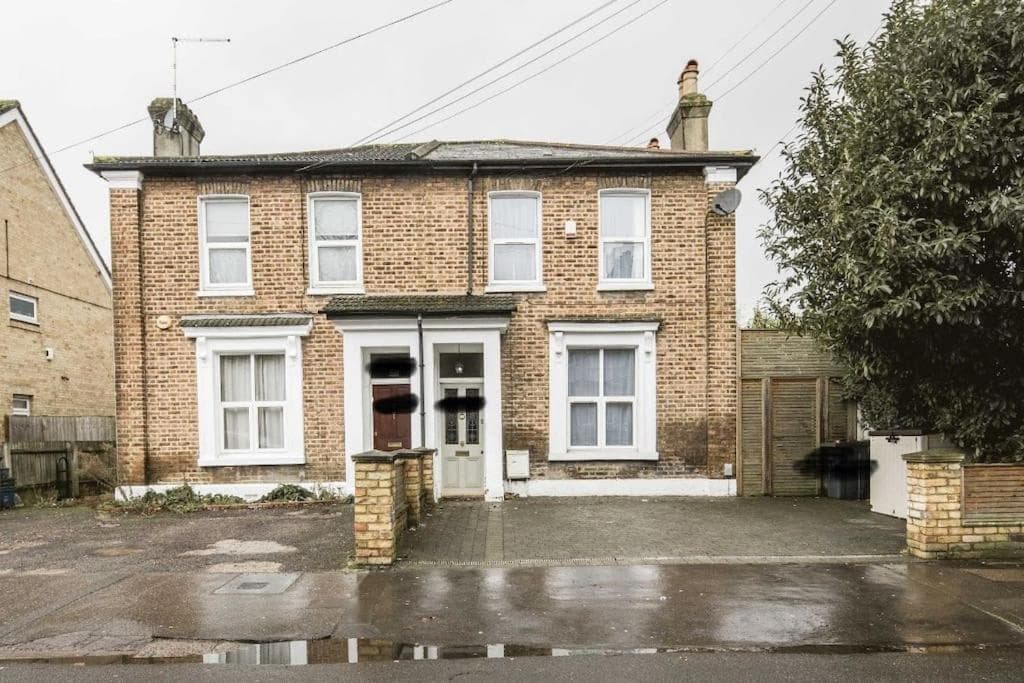 Spacious 4 bed house in Croydon with parking for x2 cars! - Photo ID Required