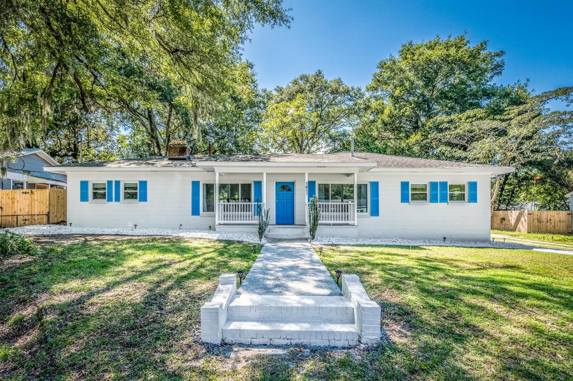 Southern Charm Getaway- 3BR in Park Circle