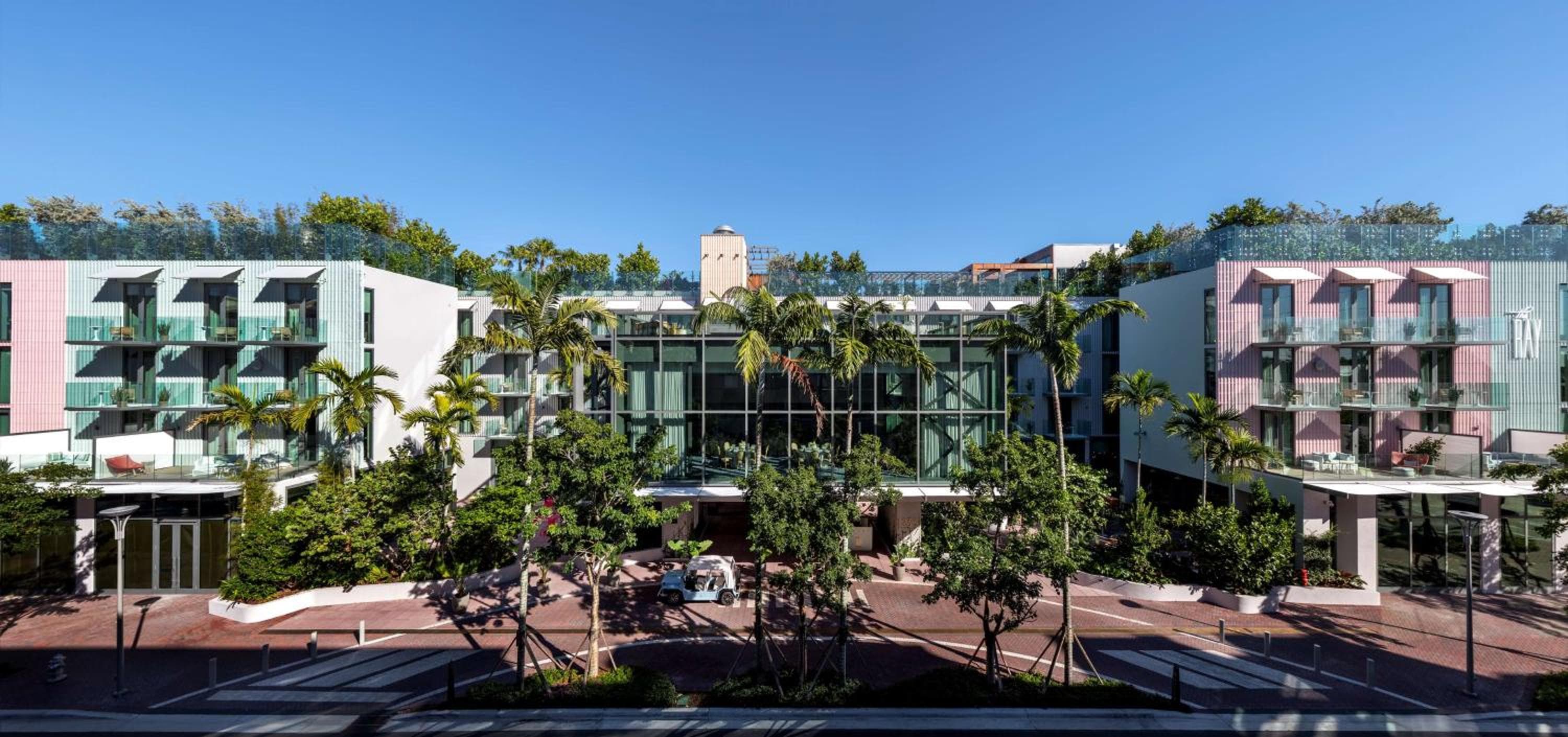 The Ray Hotel Delray Beach, Curio Collection By Hilton