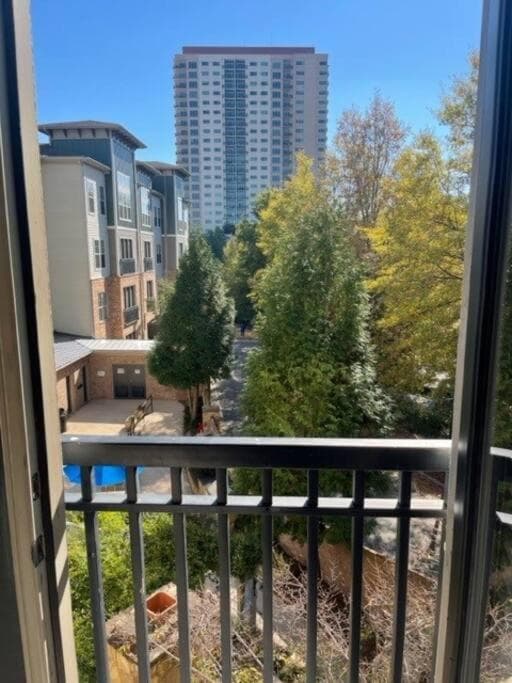 Queen suite with Juliet balcony view