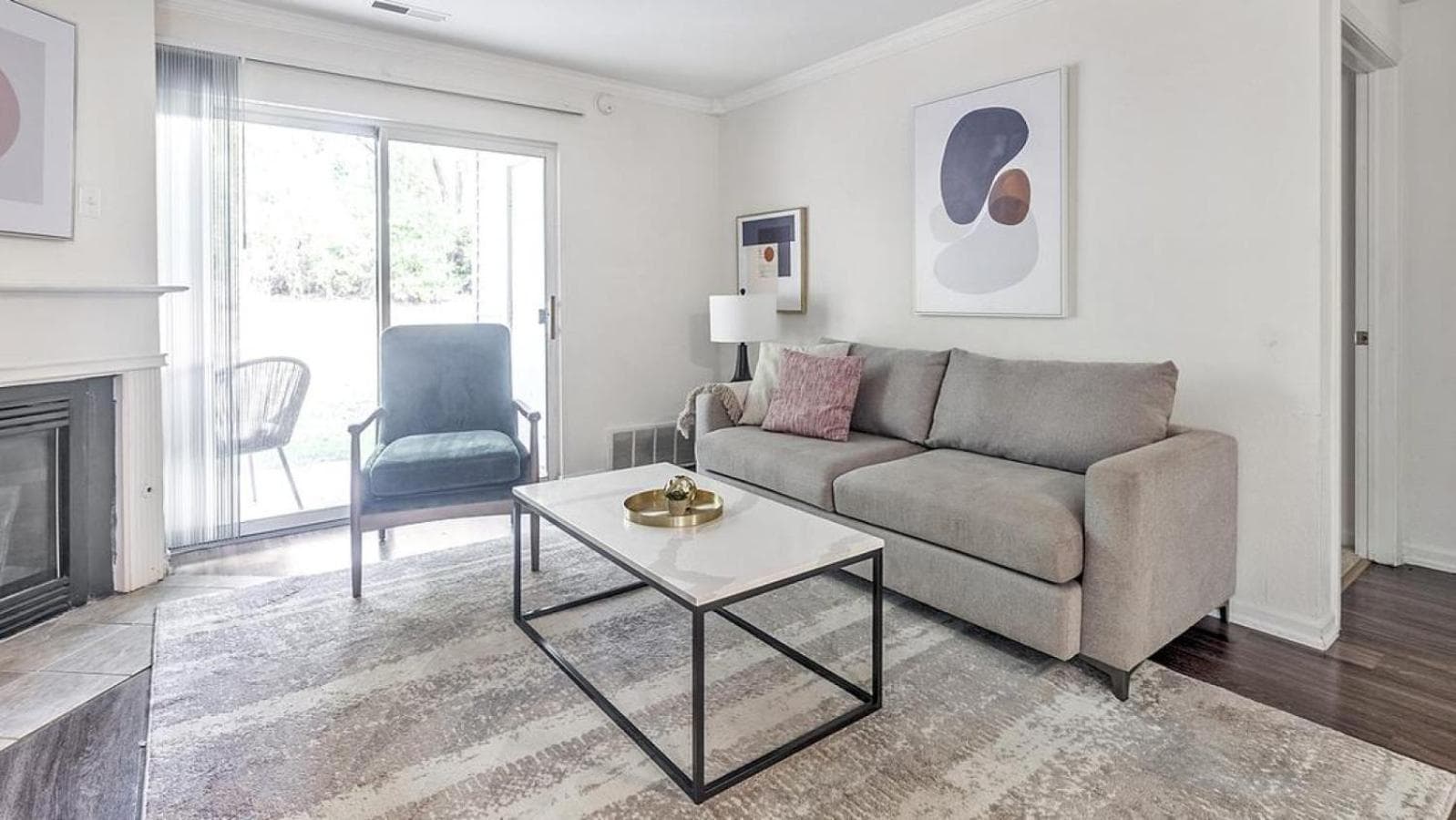 Landing Modern Apartment with Amazing Amenities (ID7361X58)