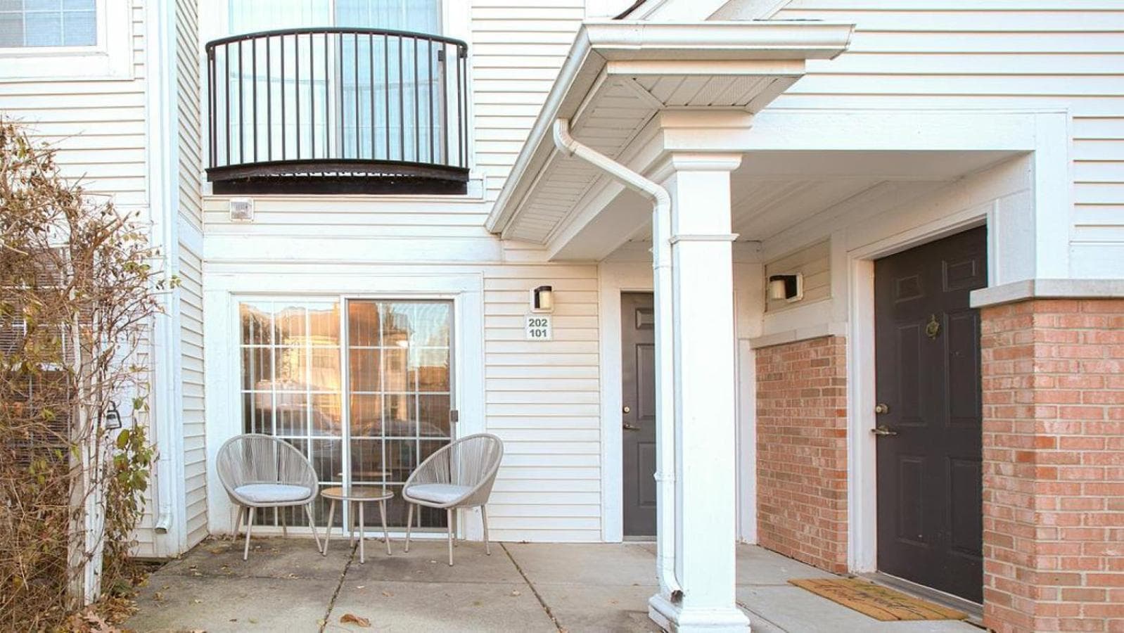 Landing Modern Apartment with Amazing Amenities (ID7894X33)