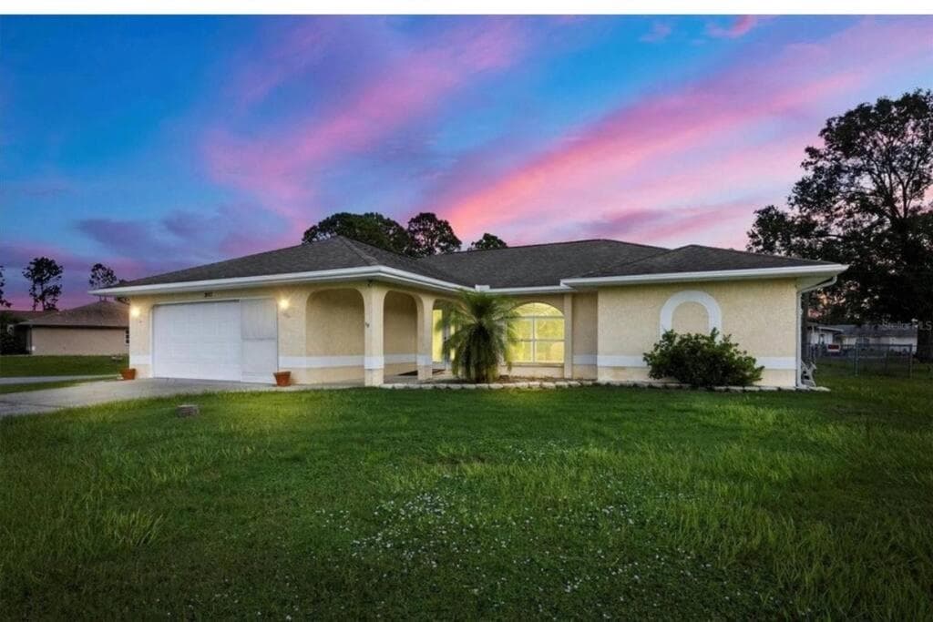 Classic Floridian Oasis w/Pool