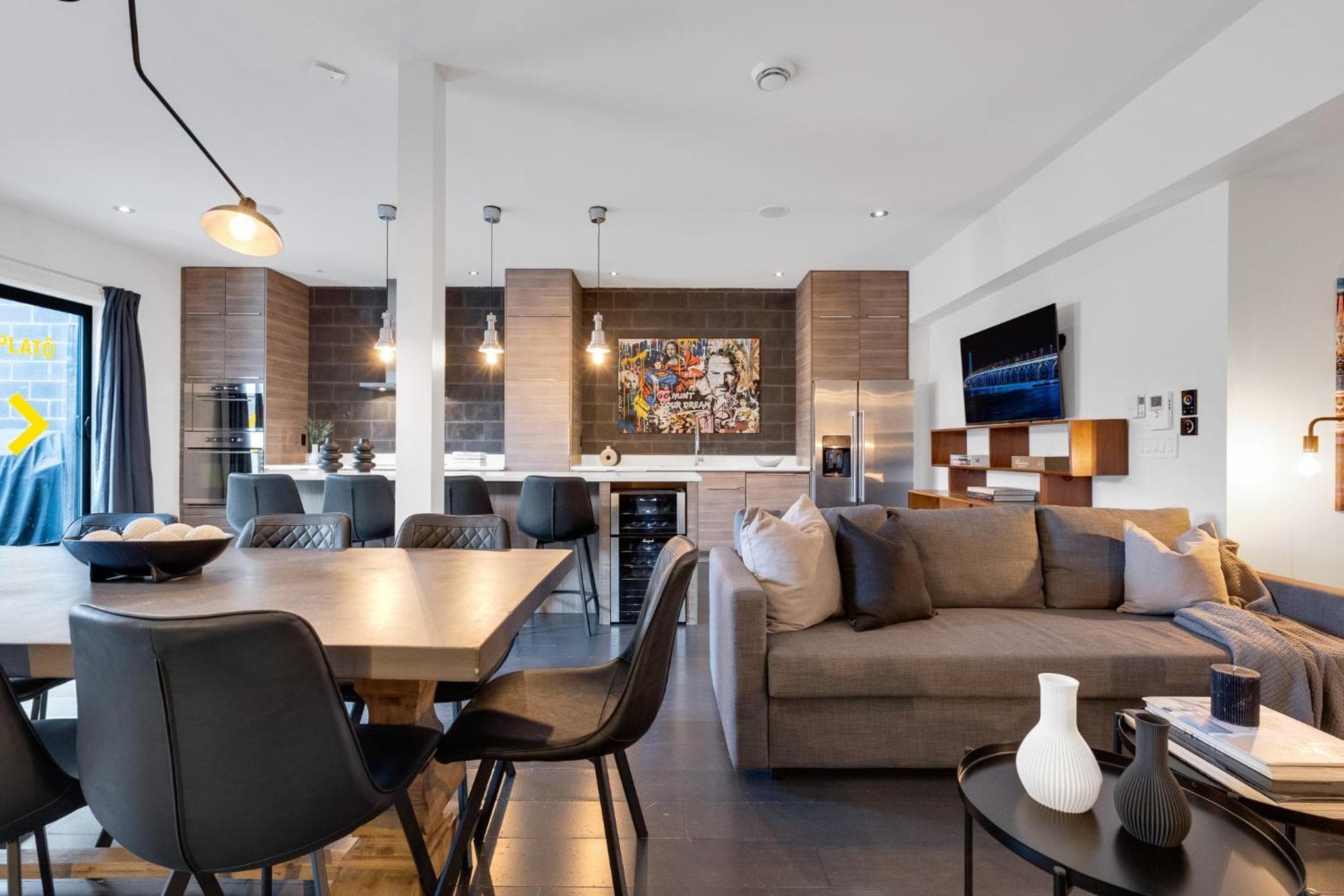 LiV MTL Plato Grand Luxe Penthouse Near Downtown Montreal