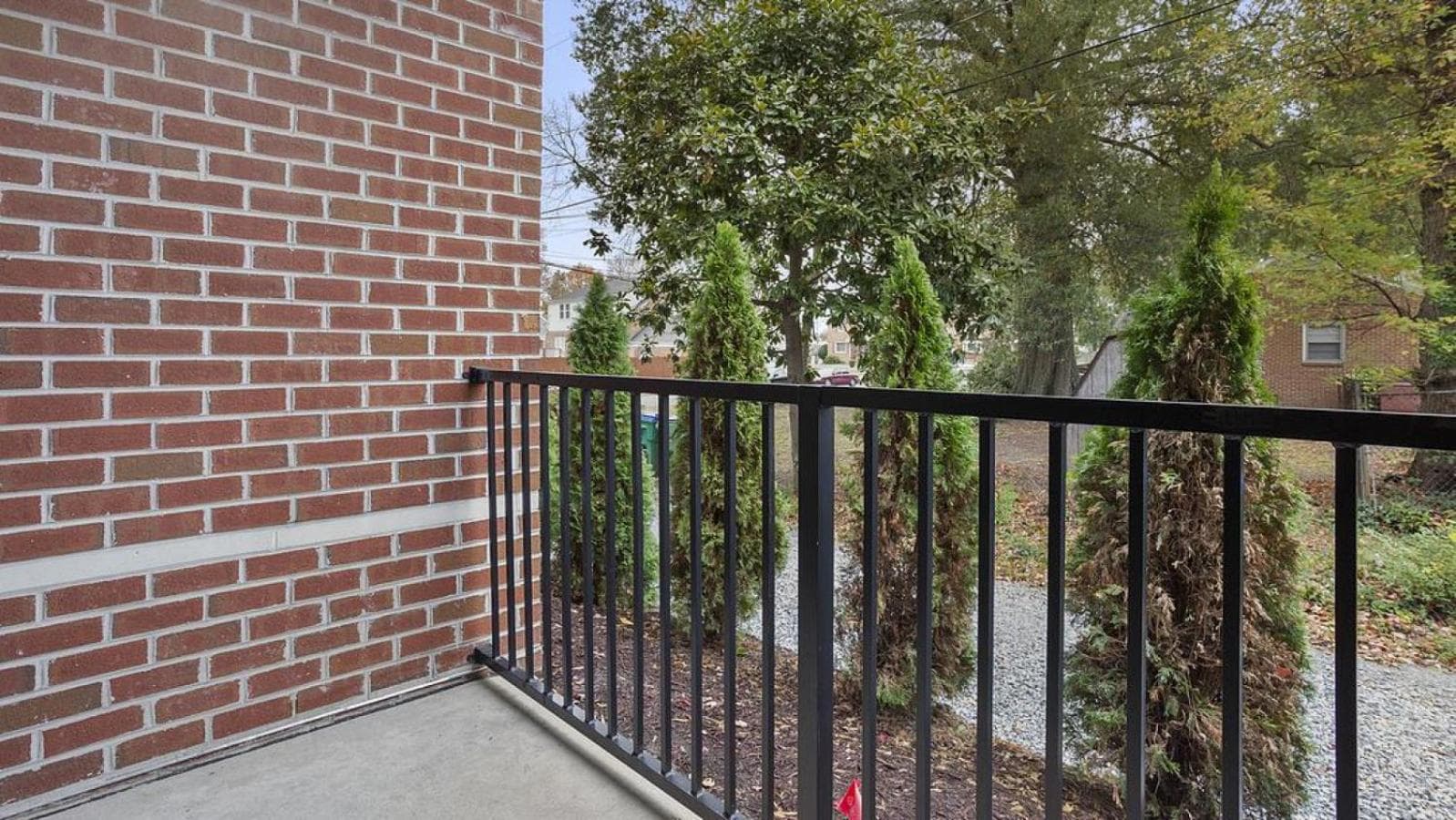 Landing Modern Apartment with Amazing Amenities (ID1781X59)