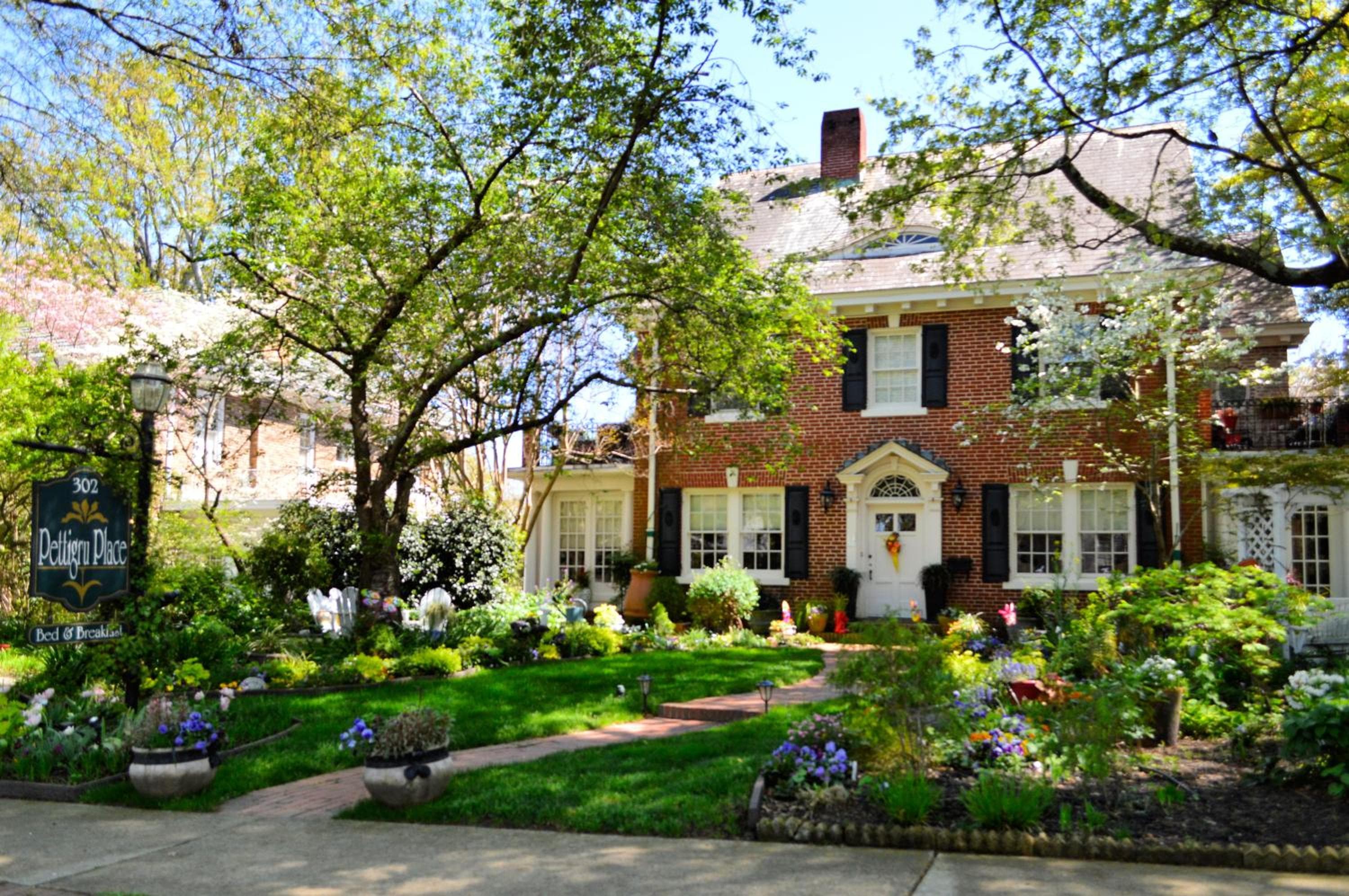 Pettigru Place Bed & Breakfast