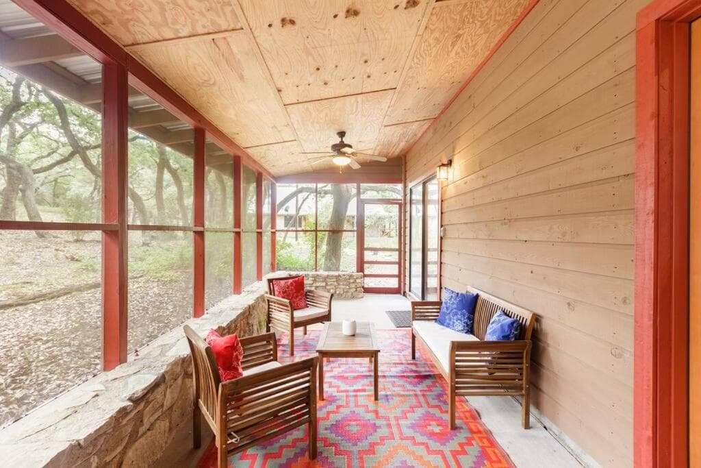 Get Back to Nature at Secluded Hill Country Oasis