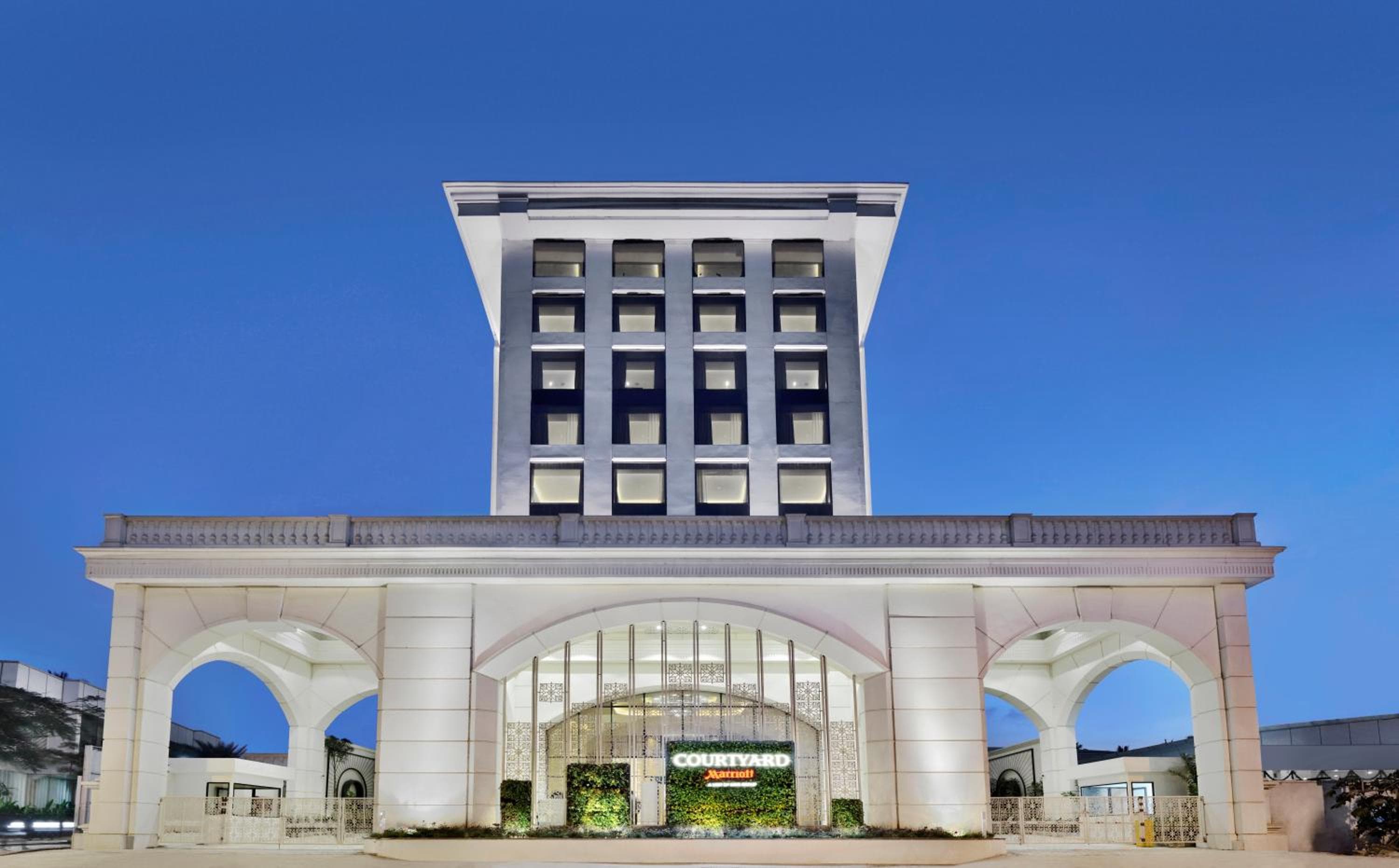 Courtyard by Marriott Bengaluru Hebbal