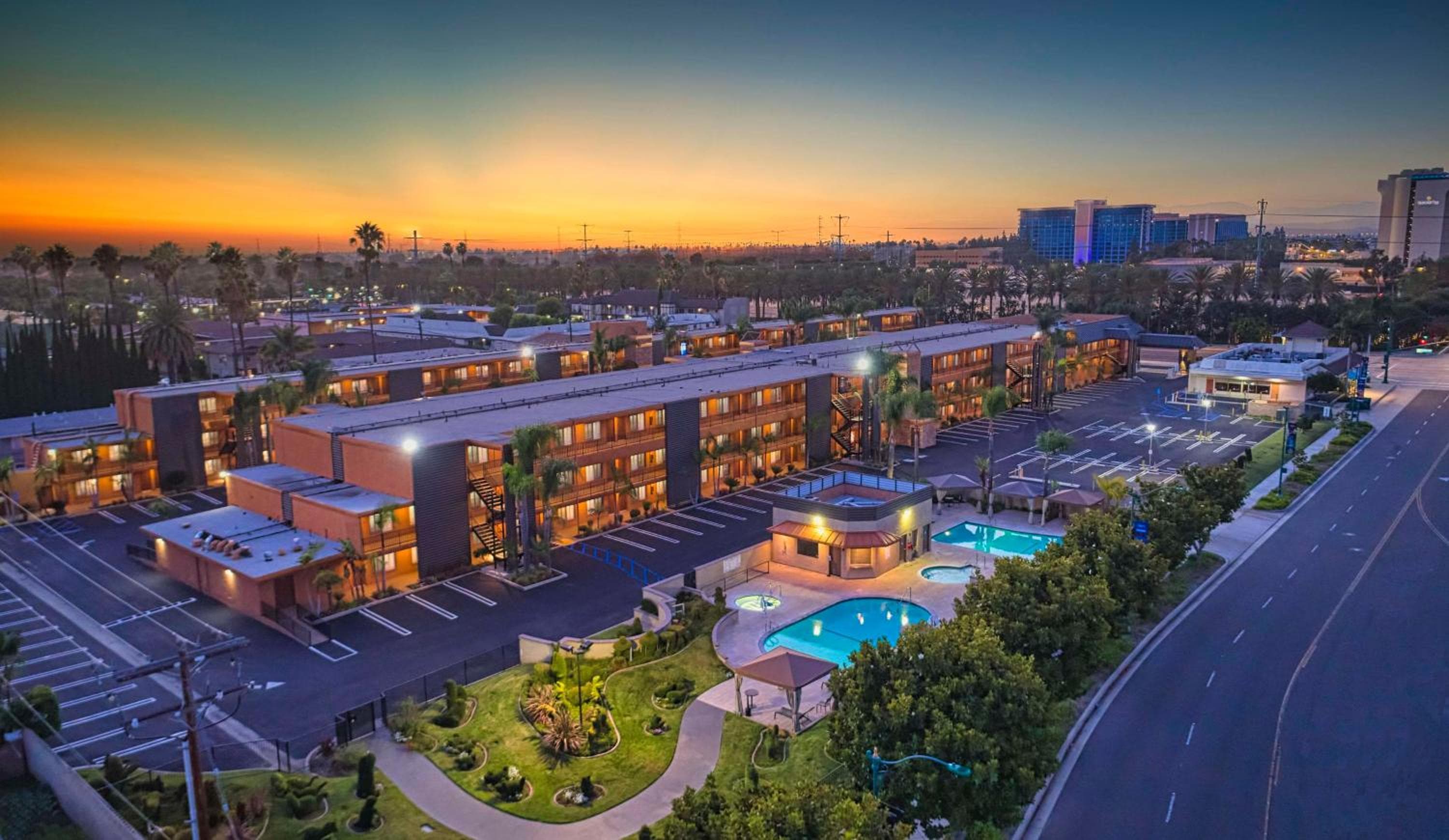Best Western Plus Stovall's Inn