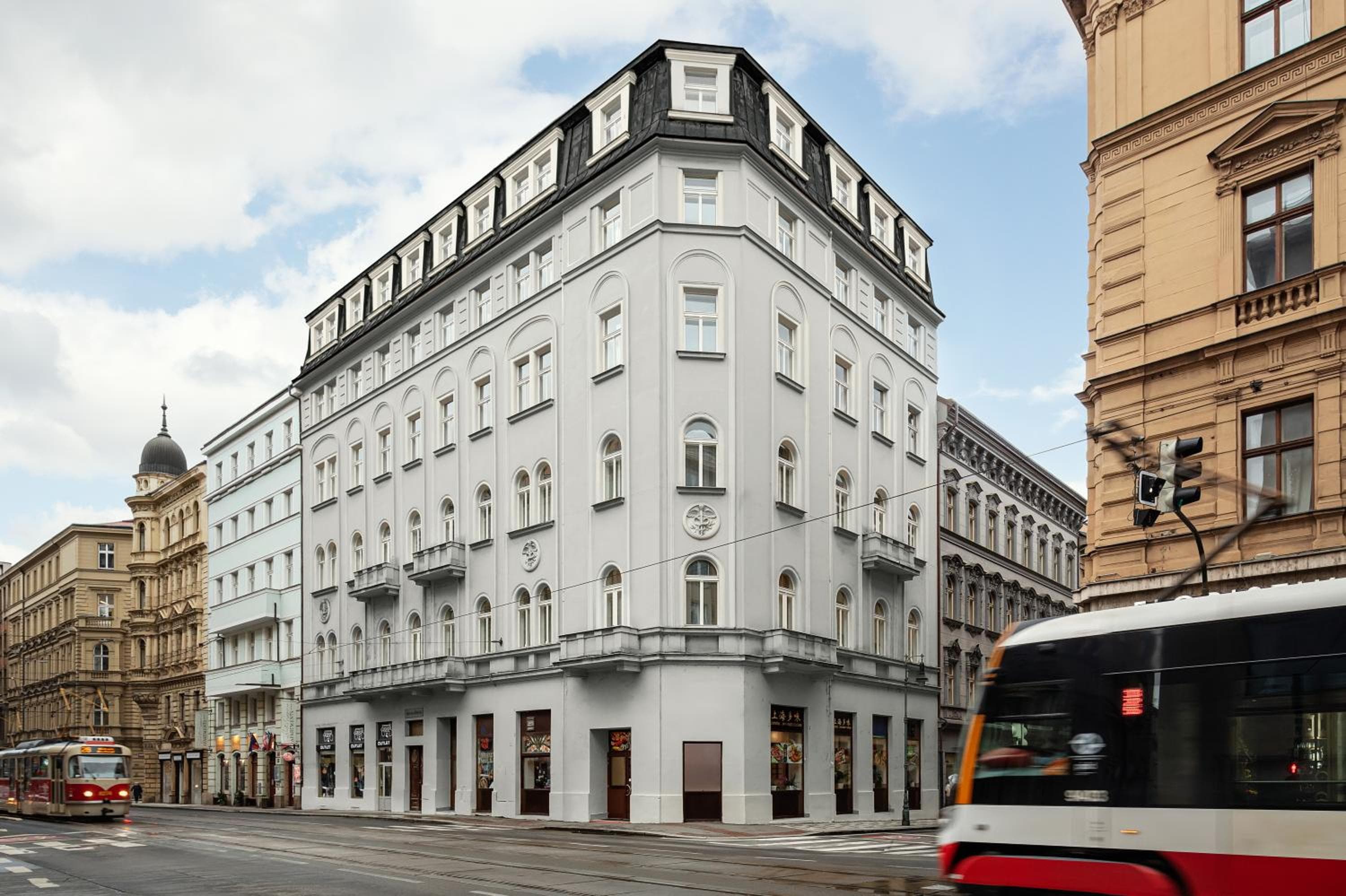 R16 Residences Prague