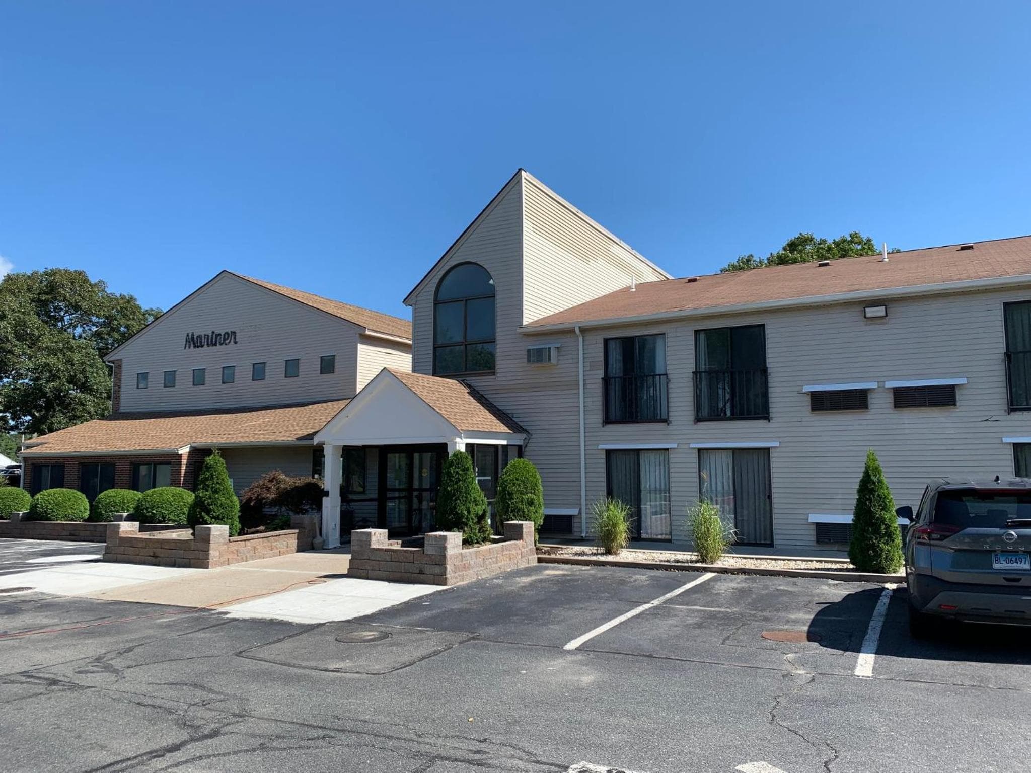 The Mariner Resort Cape Cod by The Red Collection
