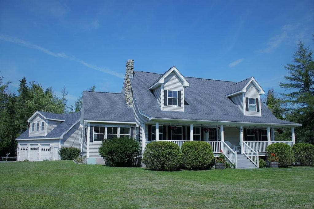 Pine and Sea Beach Retreat