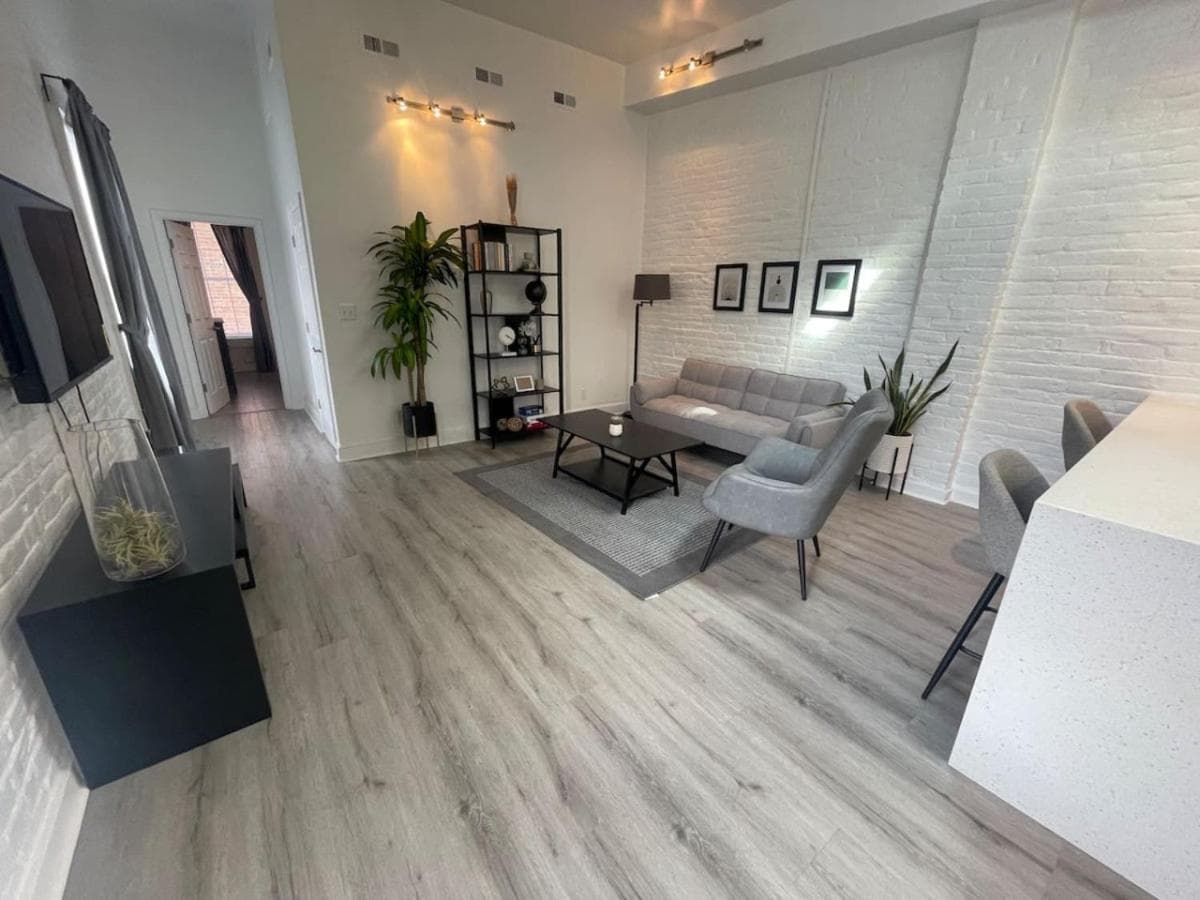 Vibe Central - Chic Shockoe 1BR