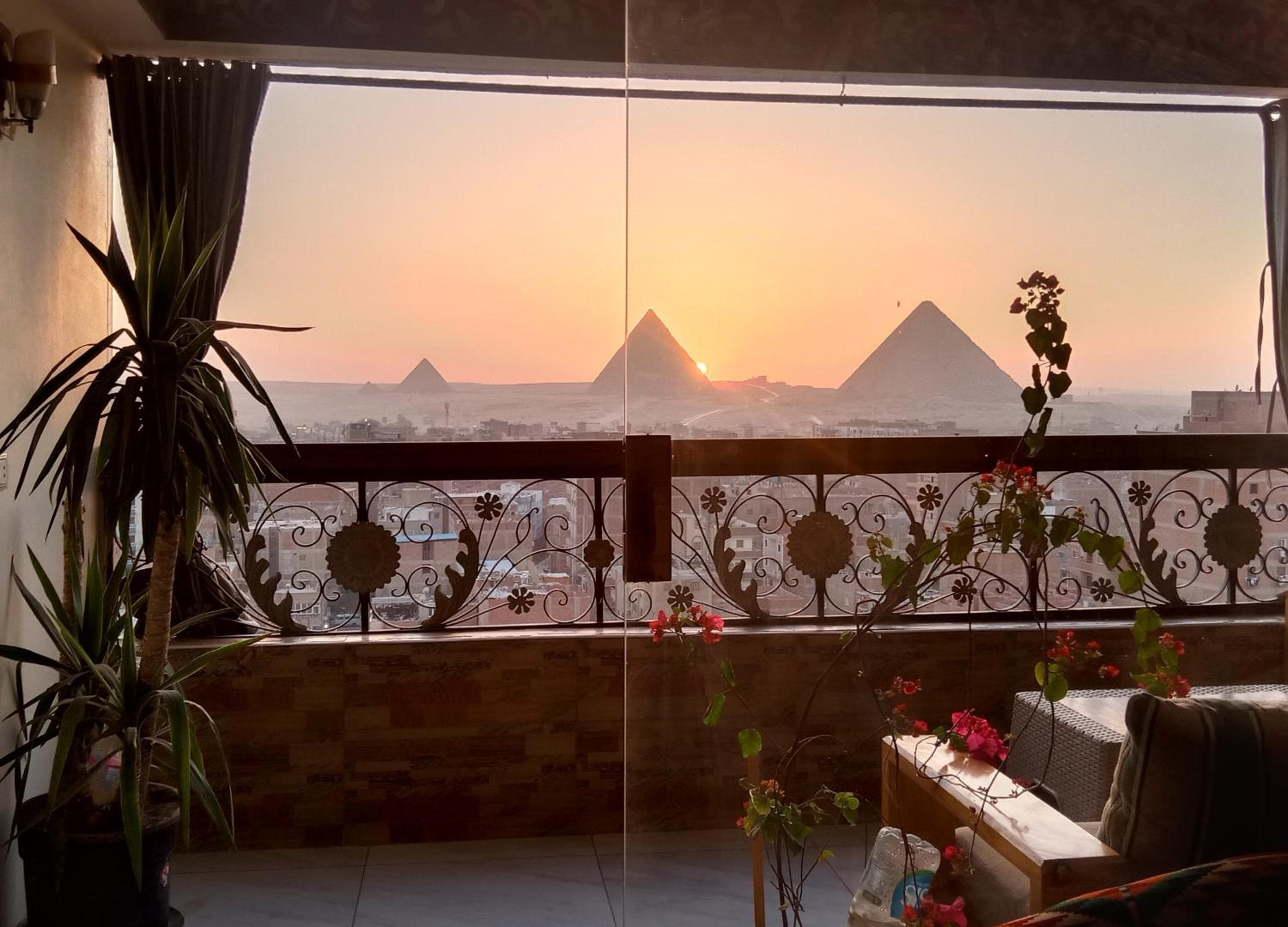 Giza Pyramids View Guest House
