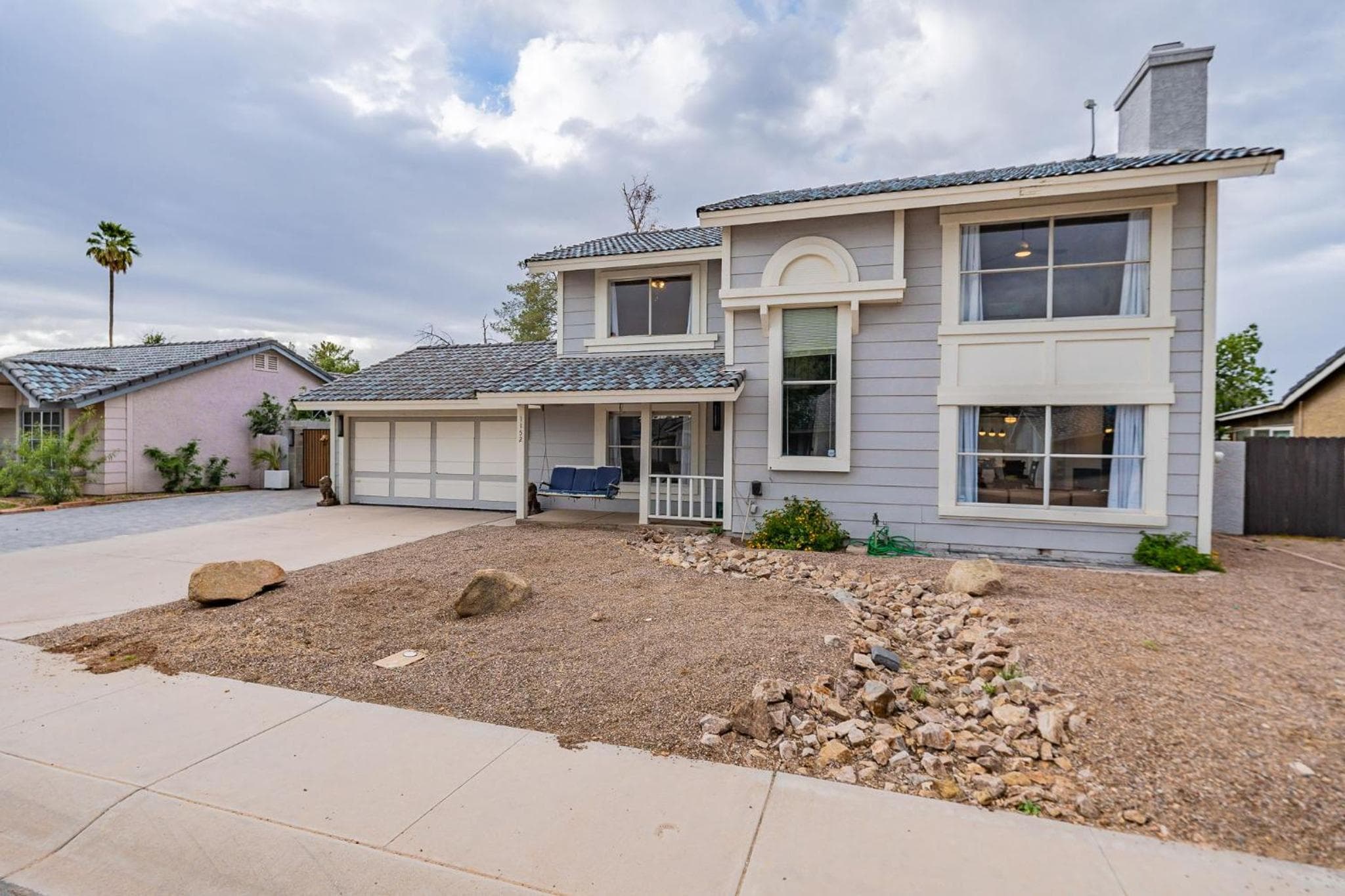 Family Fun 4-bedroom house House with Free Heated Pool & Hot Tub & Game Room & Mini Golf in Chandler