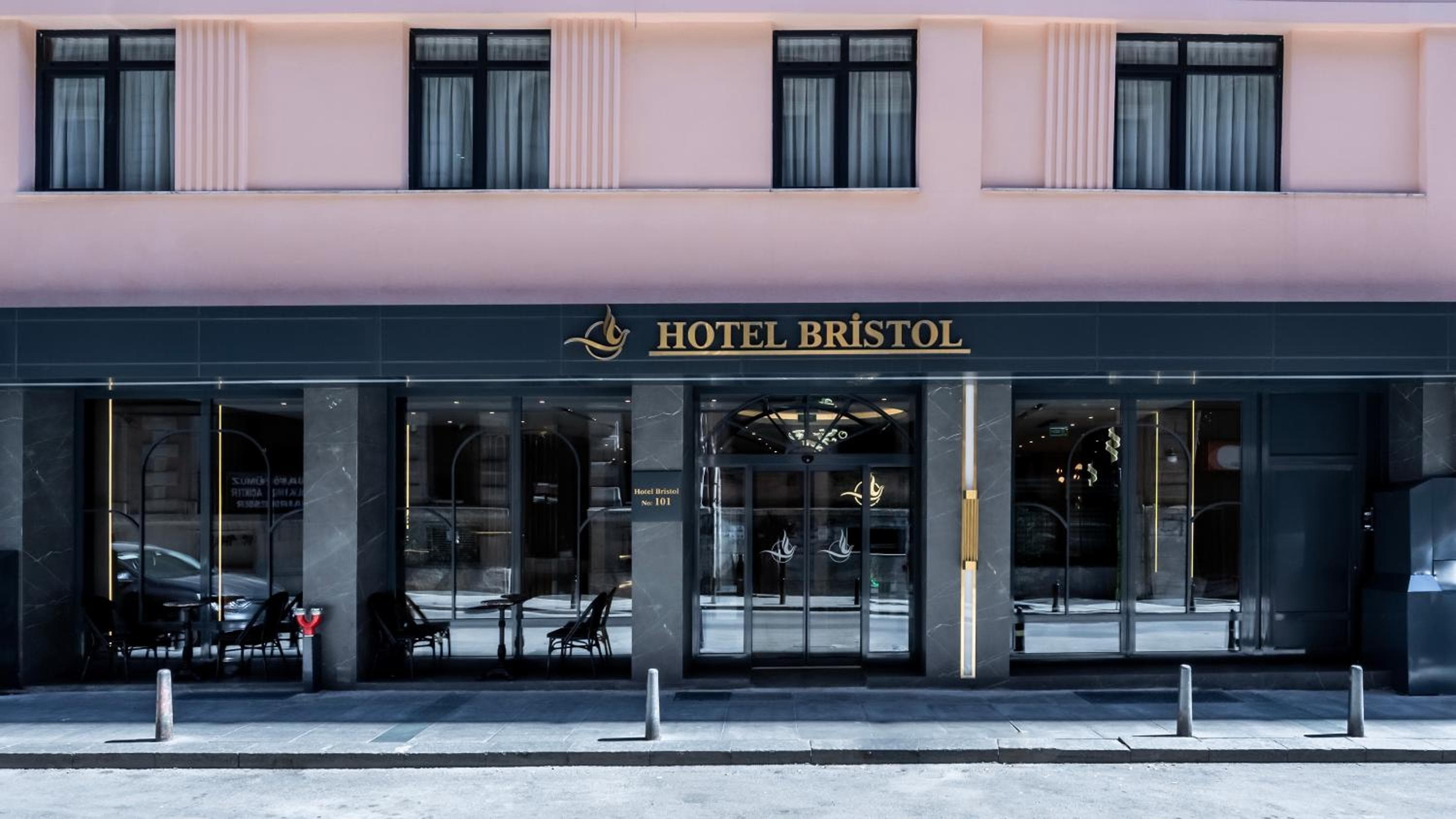 Hotel Bristol