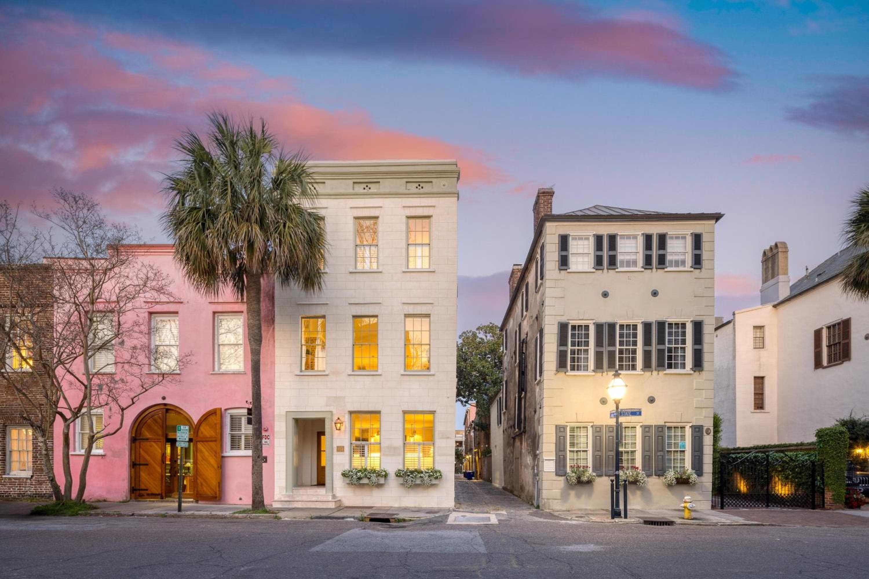 State St B by AvantStay