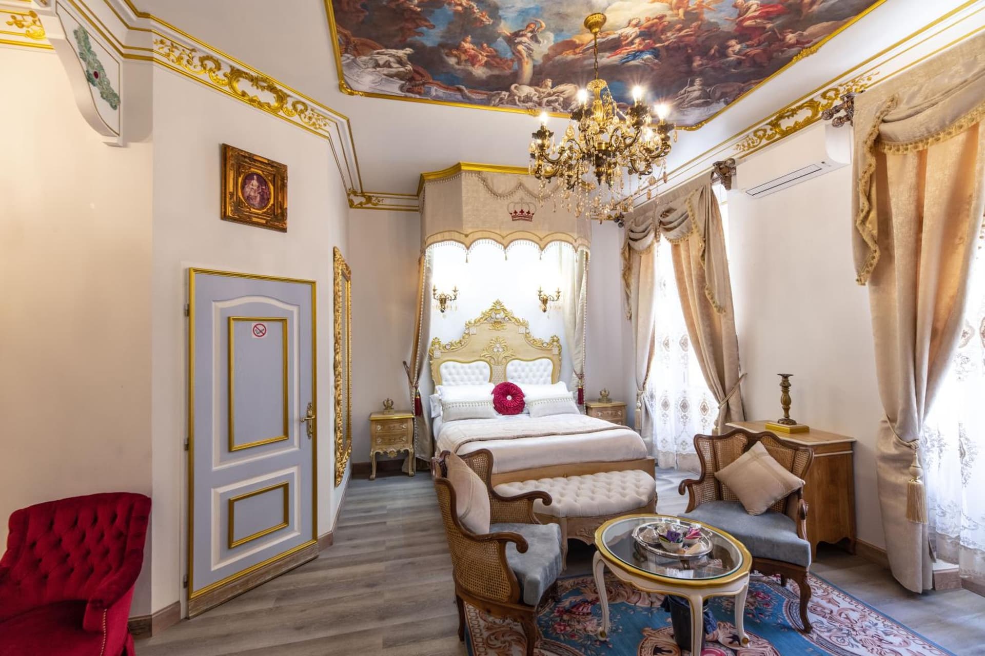 Suite Royale Maison de l'église du couvent