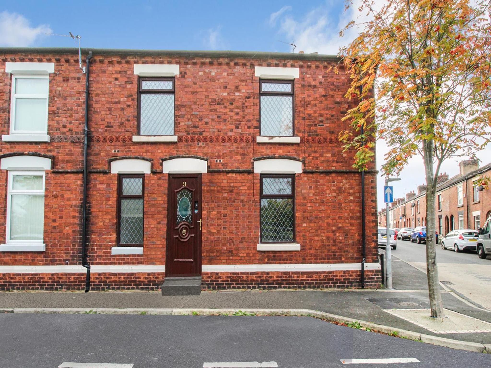 2 Bed House by AV Stays Short Lets Merseyside