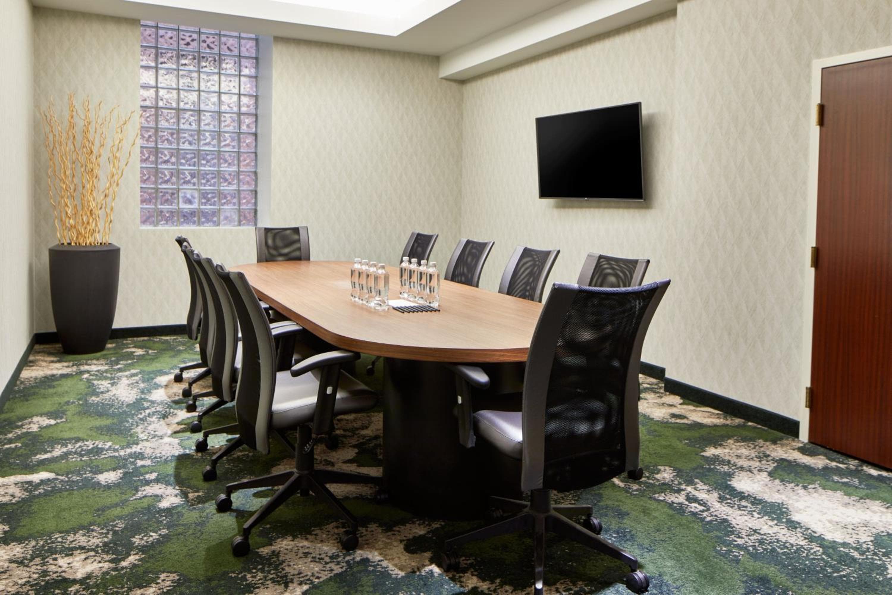 Courtyard by Marriott Nashville Downtown