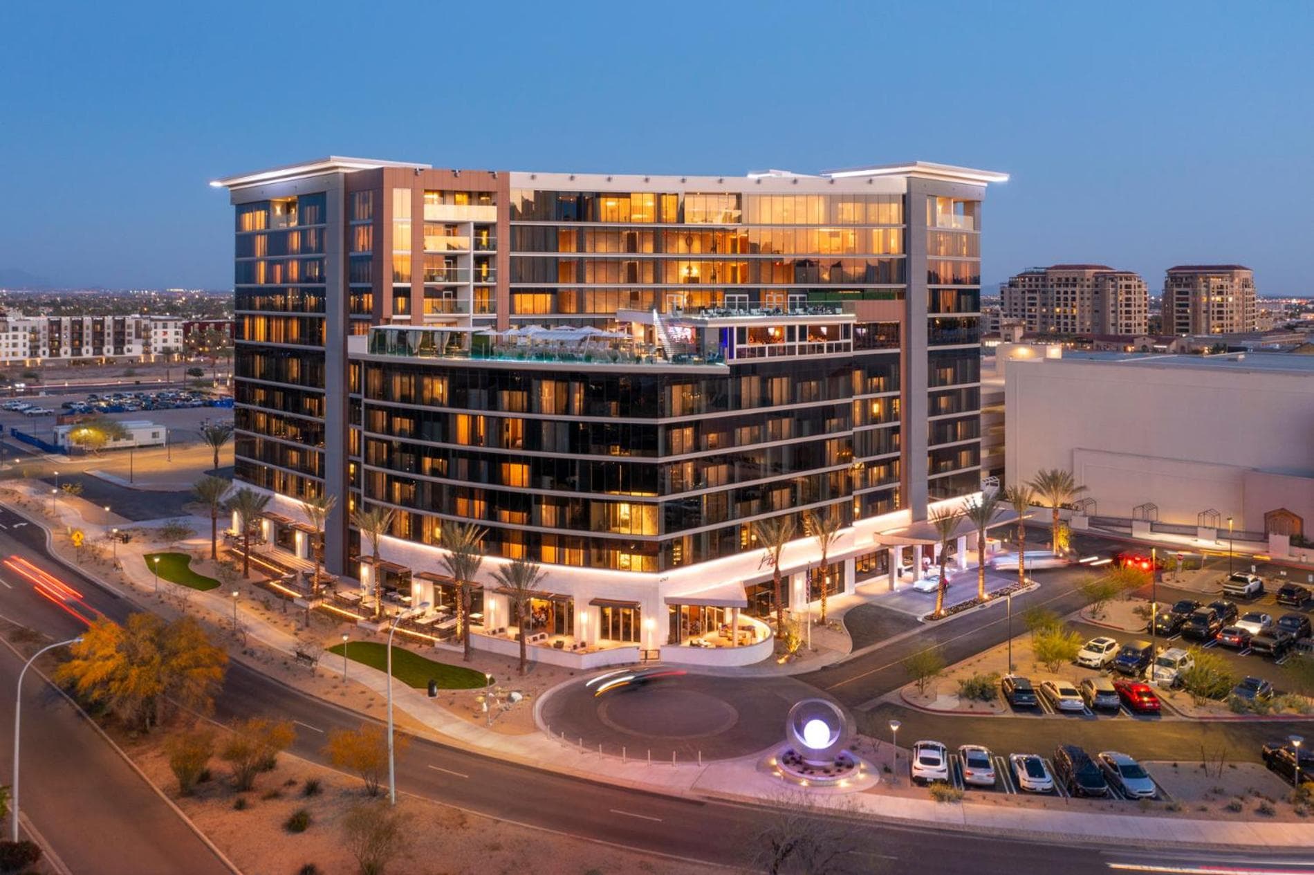 Caesars Republic Scottsdale, a Hilton Hotel