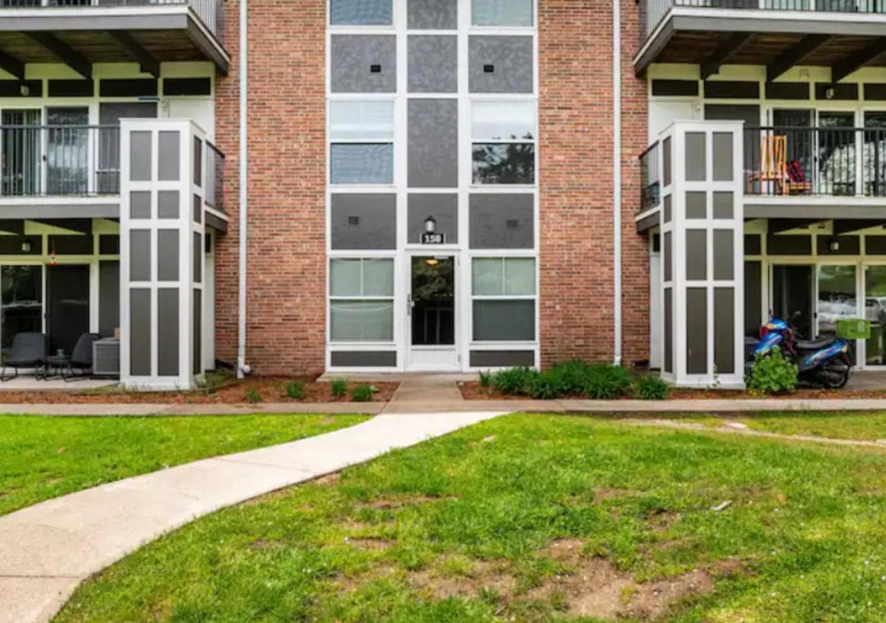 Two Bedroom Apartment in Norwood