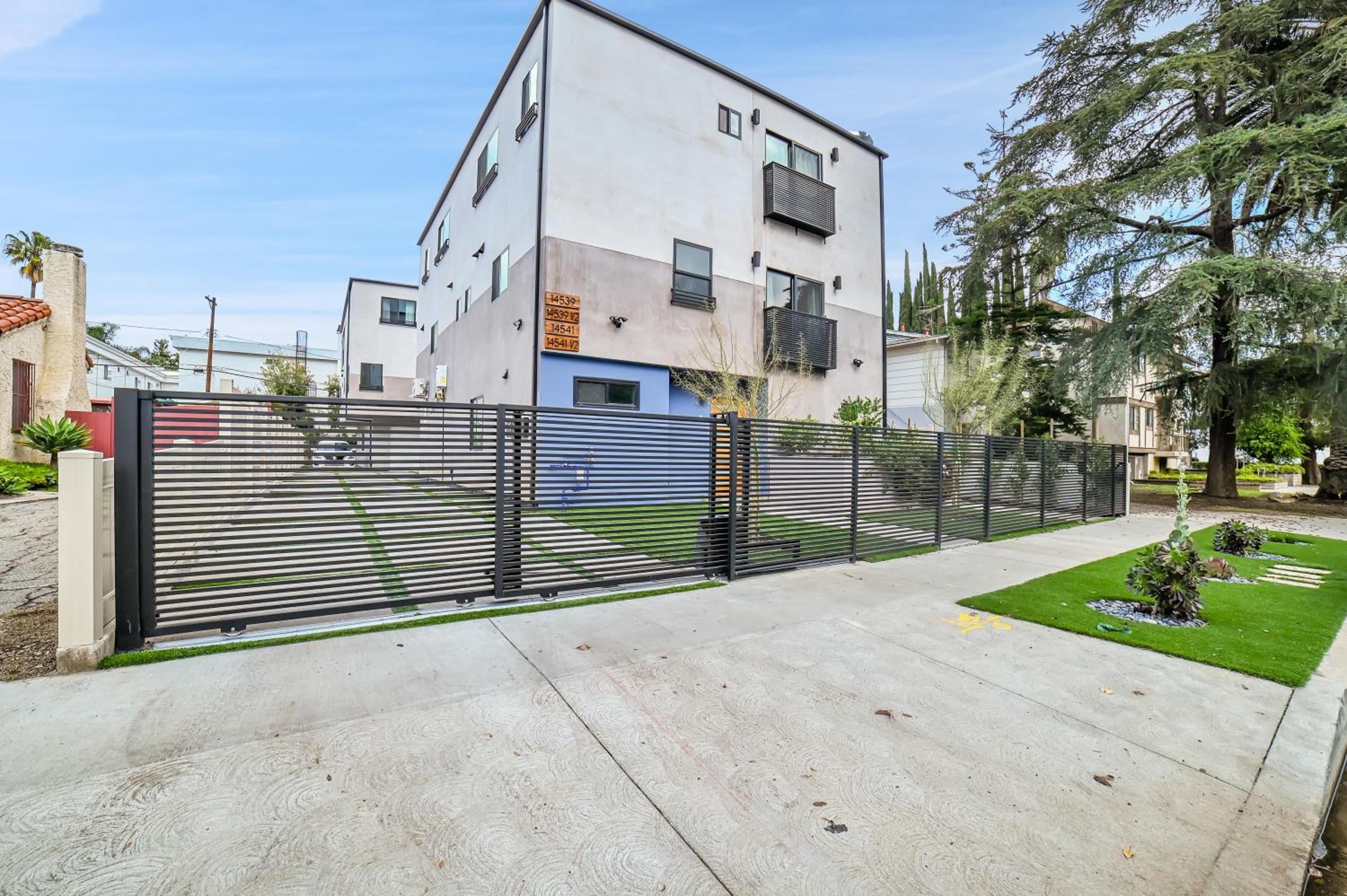Brand new Chic-Nest in Prime Location