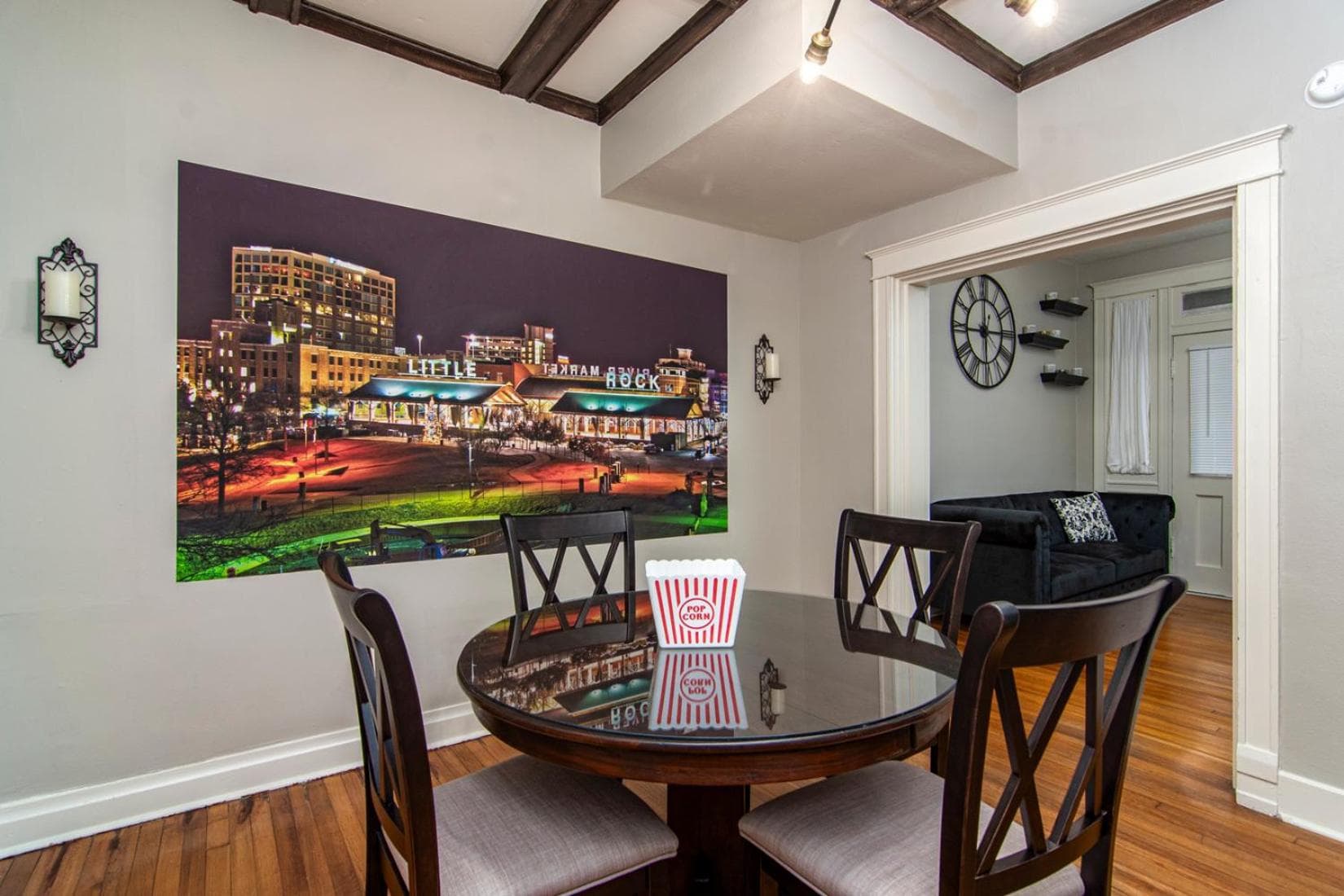Charming New Orleans-Style Apartment with Gated Courtyard!
