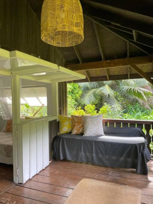 Tahitian Pirates House