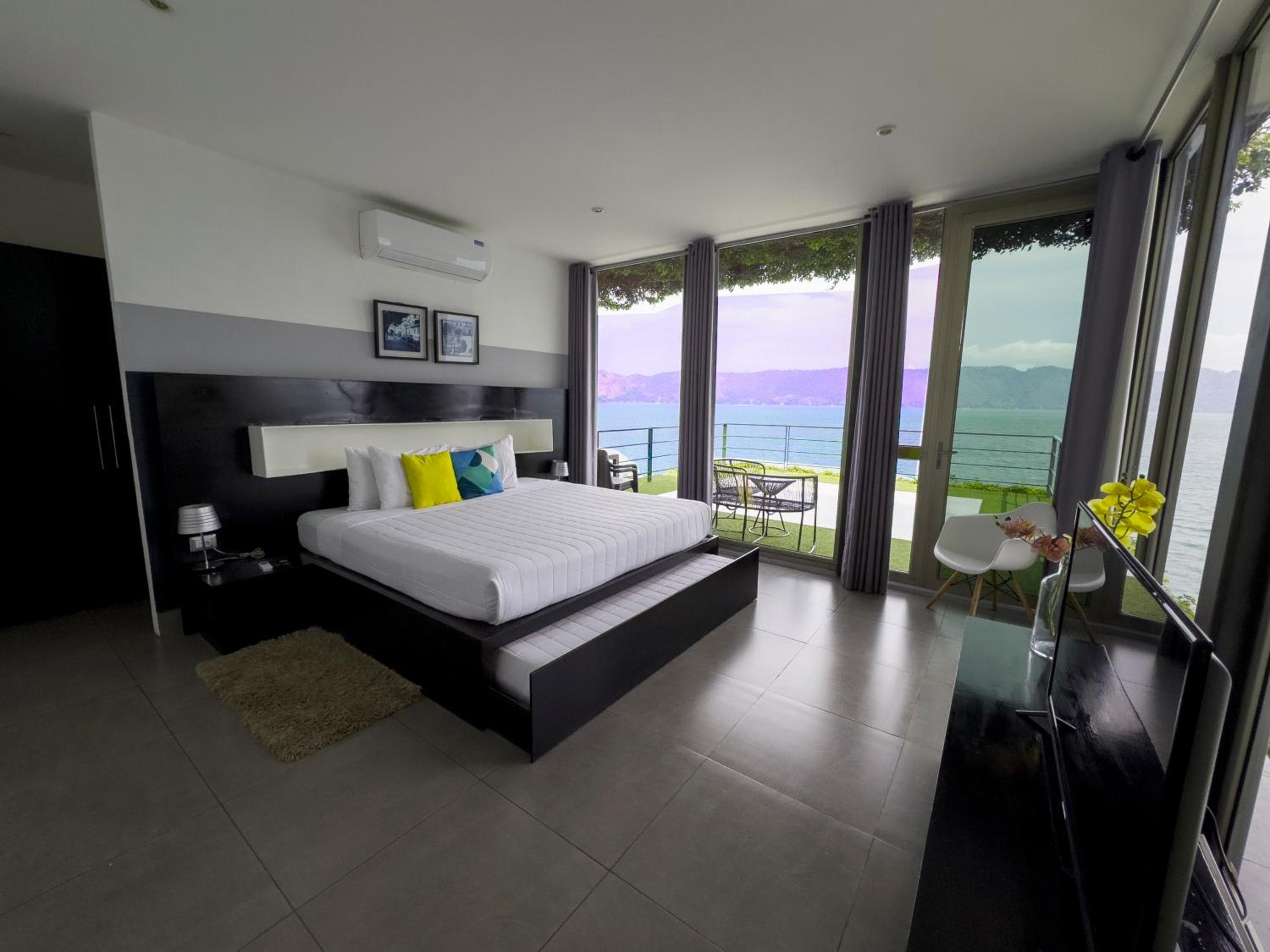 Cardedeu Residence Lago de Coatepeque