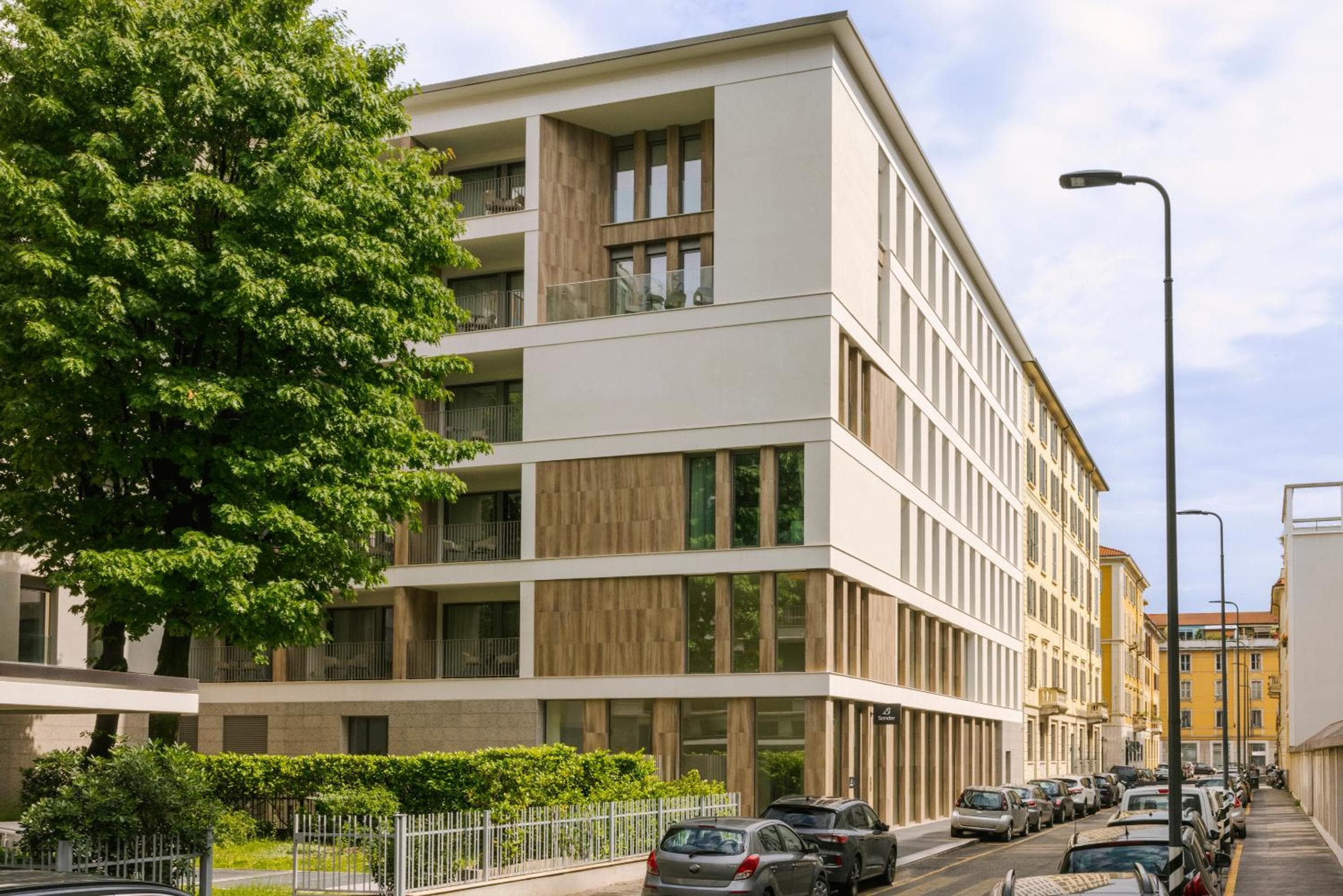 Numa Milan Montenero