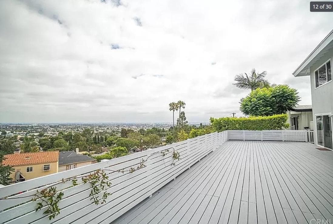 LUX Retreat - Best Views - All Amenities - Central
