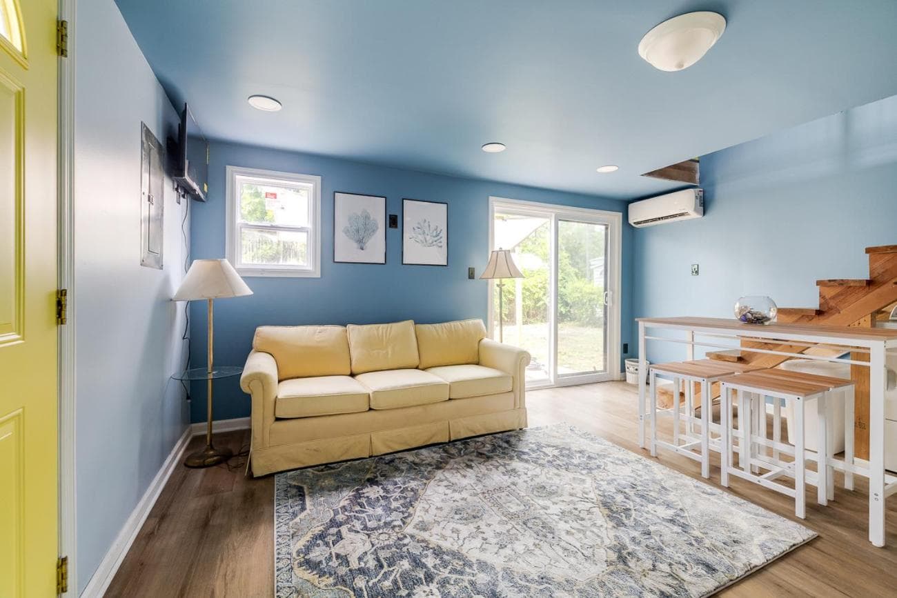 Tiny House 20 Mins from Beach