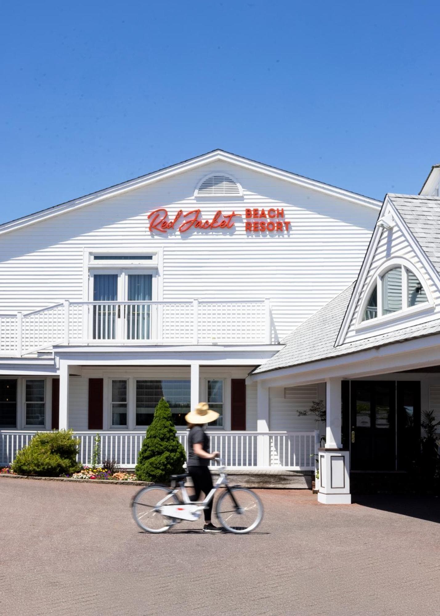 Red Jacket Beach Resort