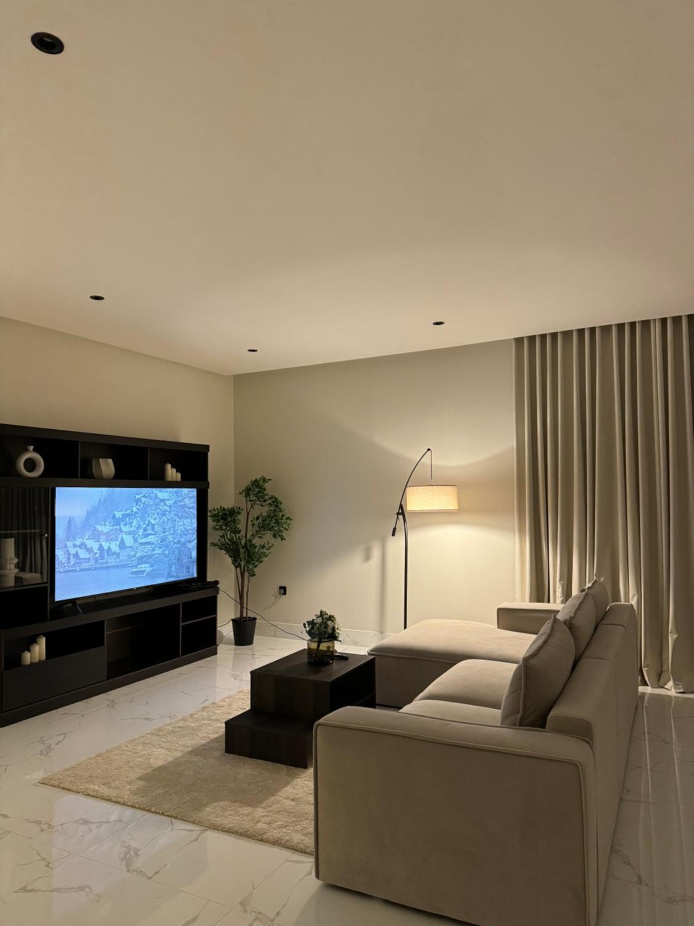Sunrise Luxury 3 Bedrooms Apartment الشروق