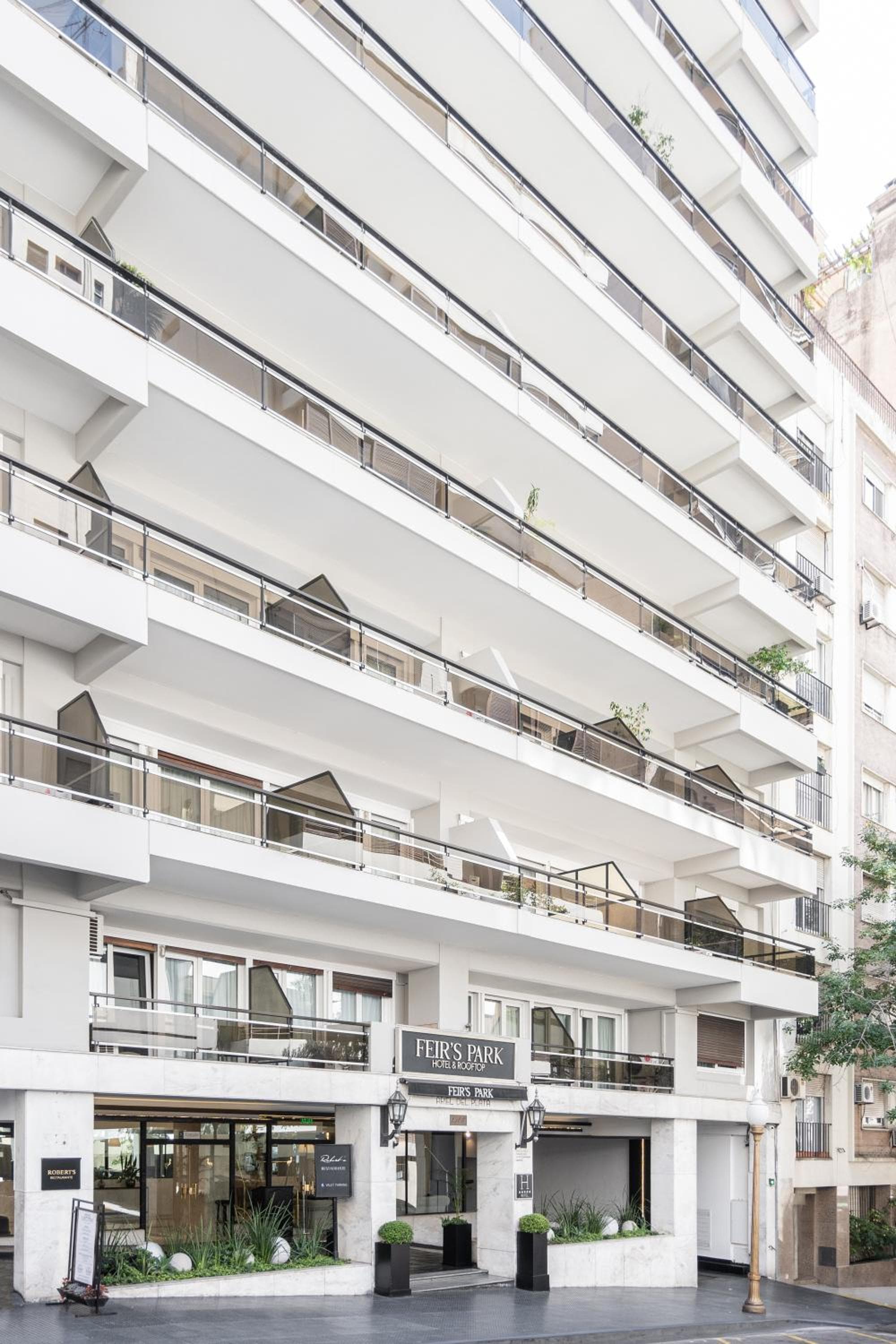 Feir's Park Hotel & Rooftop